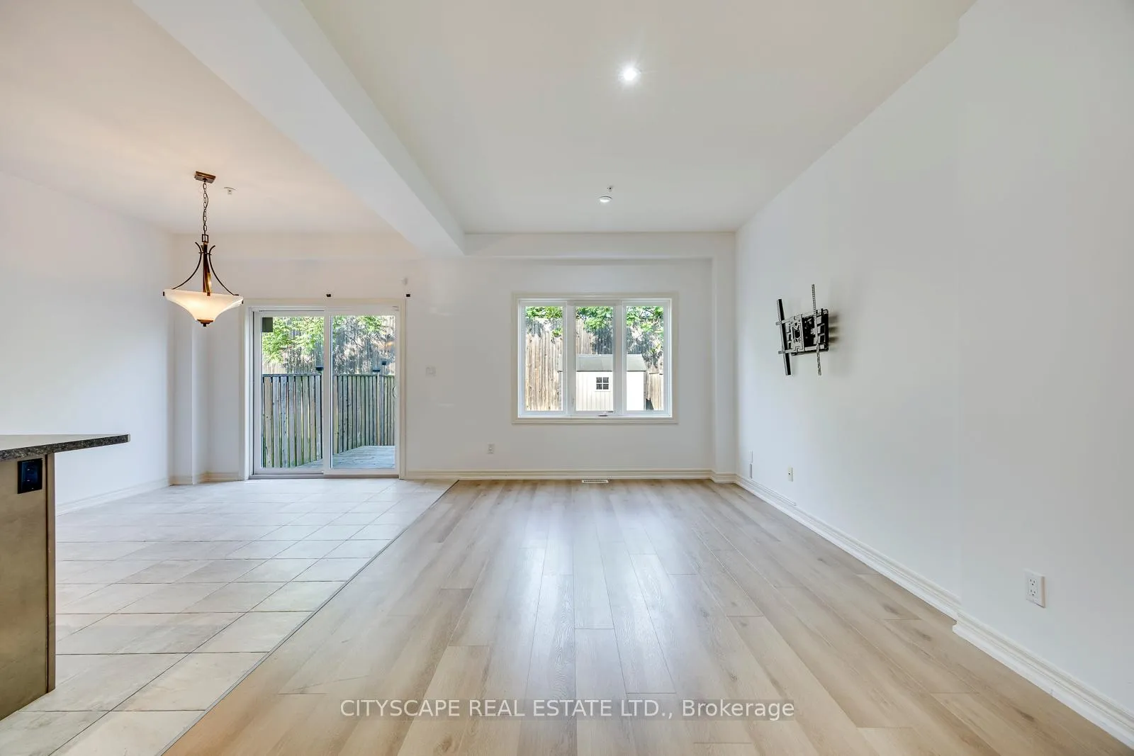Photo 22 of 31 Glory Hill Road, St. Catharines, Oakdale — HOMEH