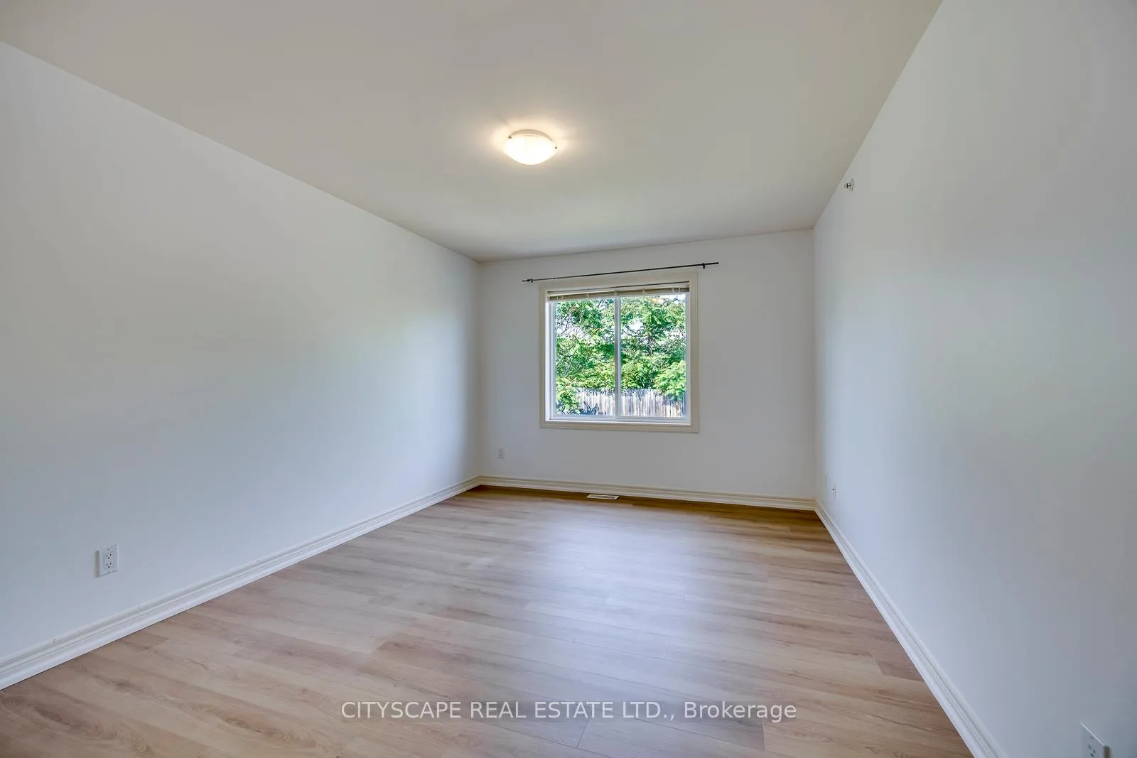 Photo 50 of 31 Glory Hill Road, St. Catharines, Oakdale — HOMEH