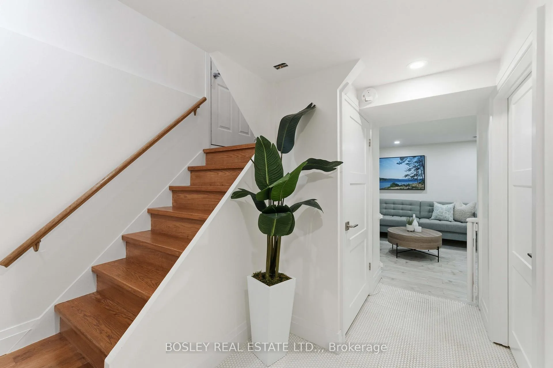 Photo 20 of 15 Grosvenor Street, St. Catharines, Bunting/Linwell — HOMEH