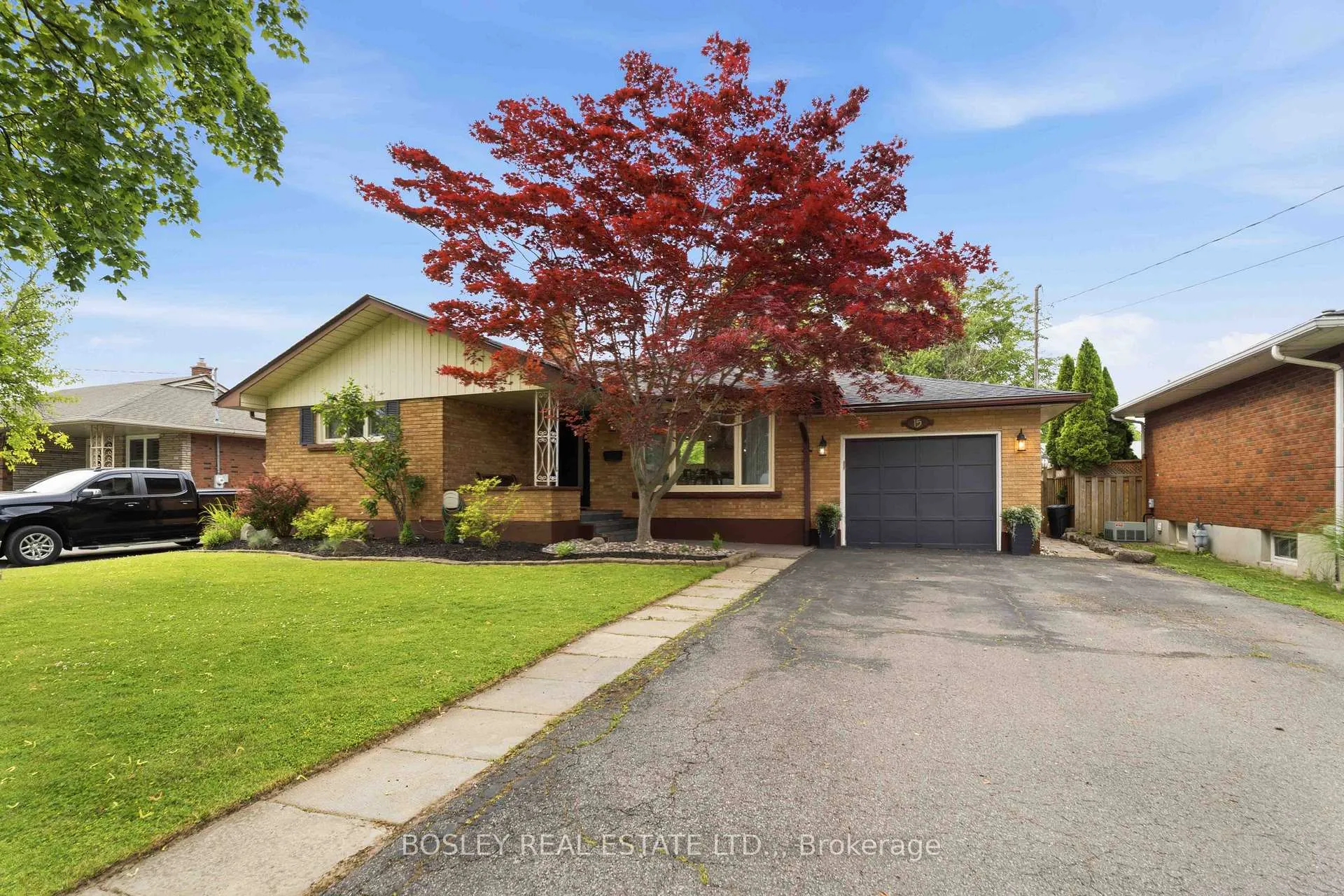 Photo 39 of 15 Grosvenor Street, St. Catharines, Bunting/Linwell — HOMEH