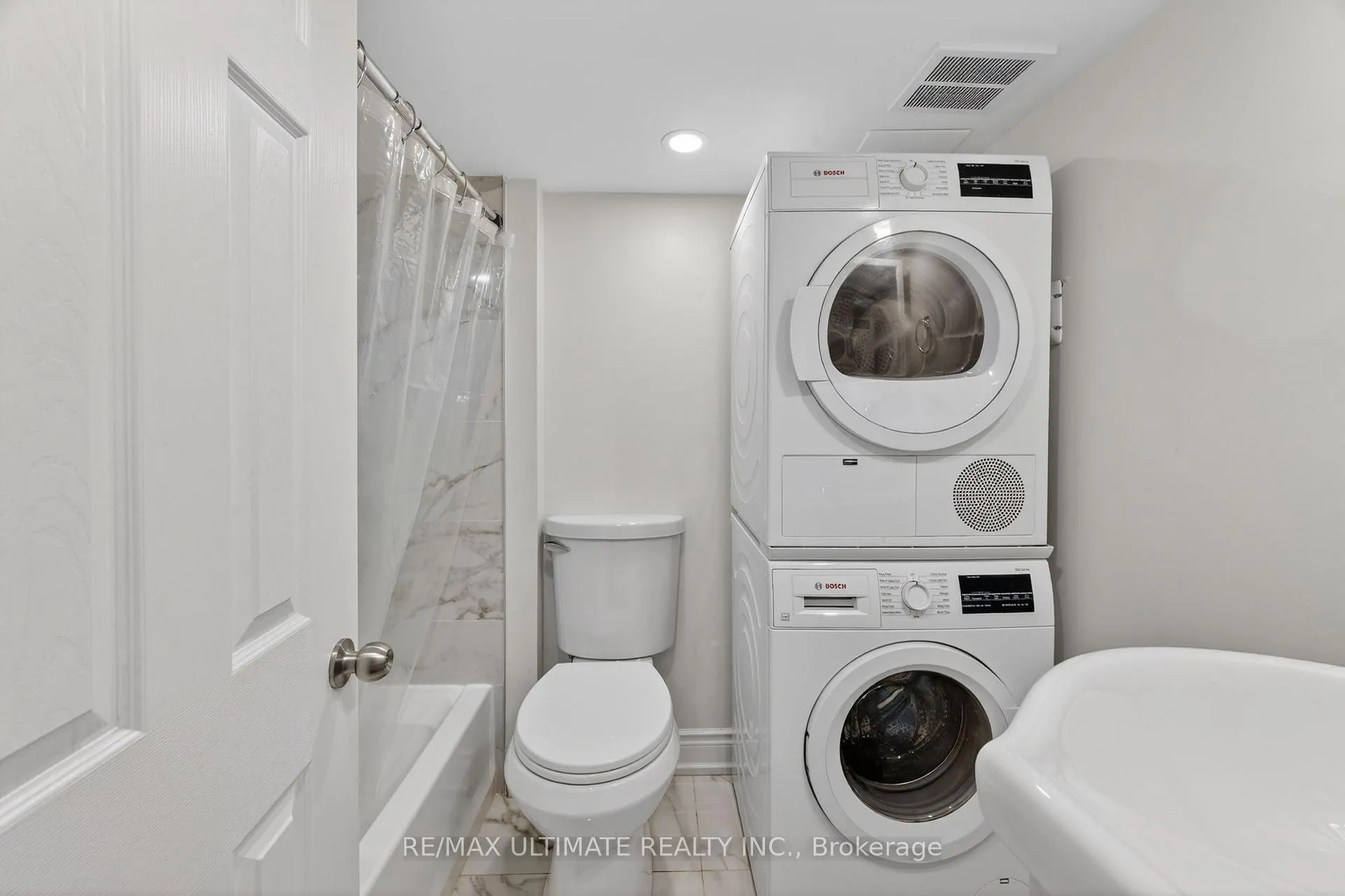 Photo 19 of Unit Basement, 818 Krosno Boulevard, Pickering, Bay Ridges — HOMEH