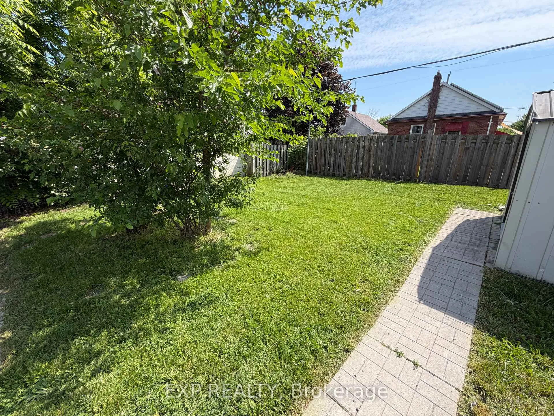 Photo 7 of 36 Brighton Avenue, St. Catharines, Facer — HOMEH