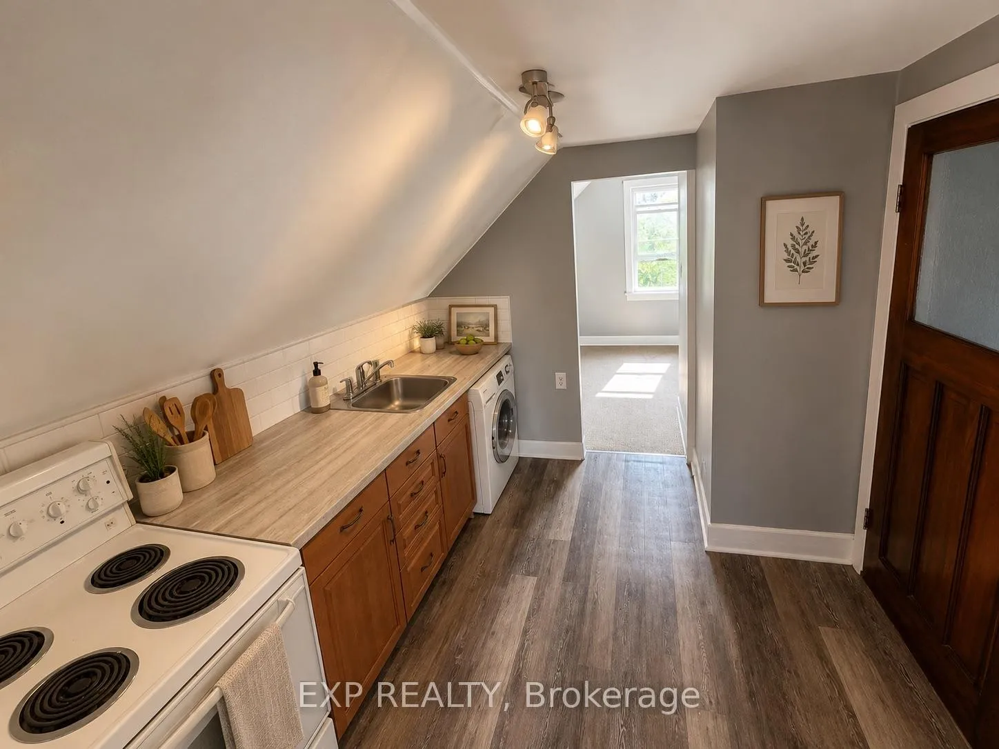 Photo 38 of 36 Brighton Avenue, St. Catharines, Facer — HOMEH