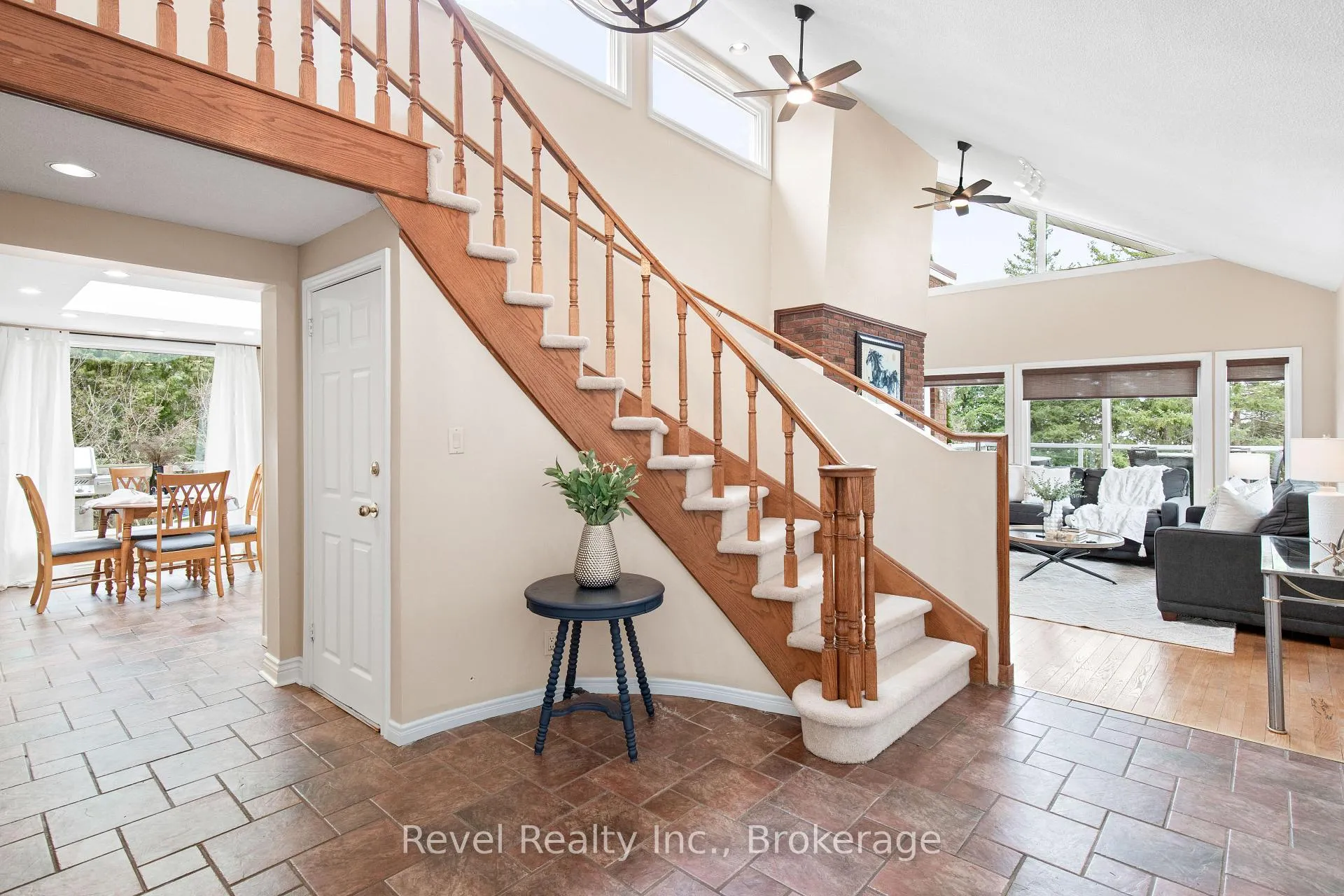 Photo 6 of 27 Cedar Crescent, Kawartha Lakes, Janetville — HOMEH