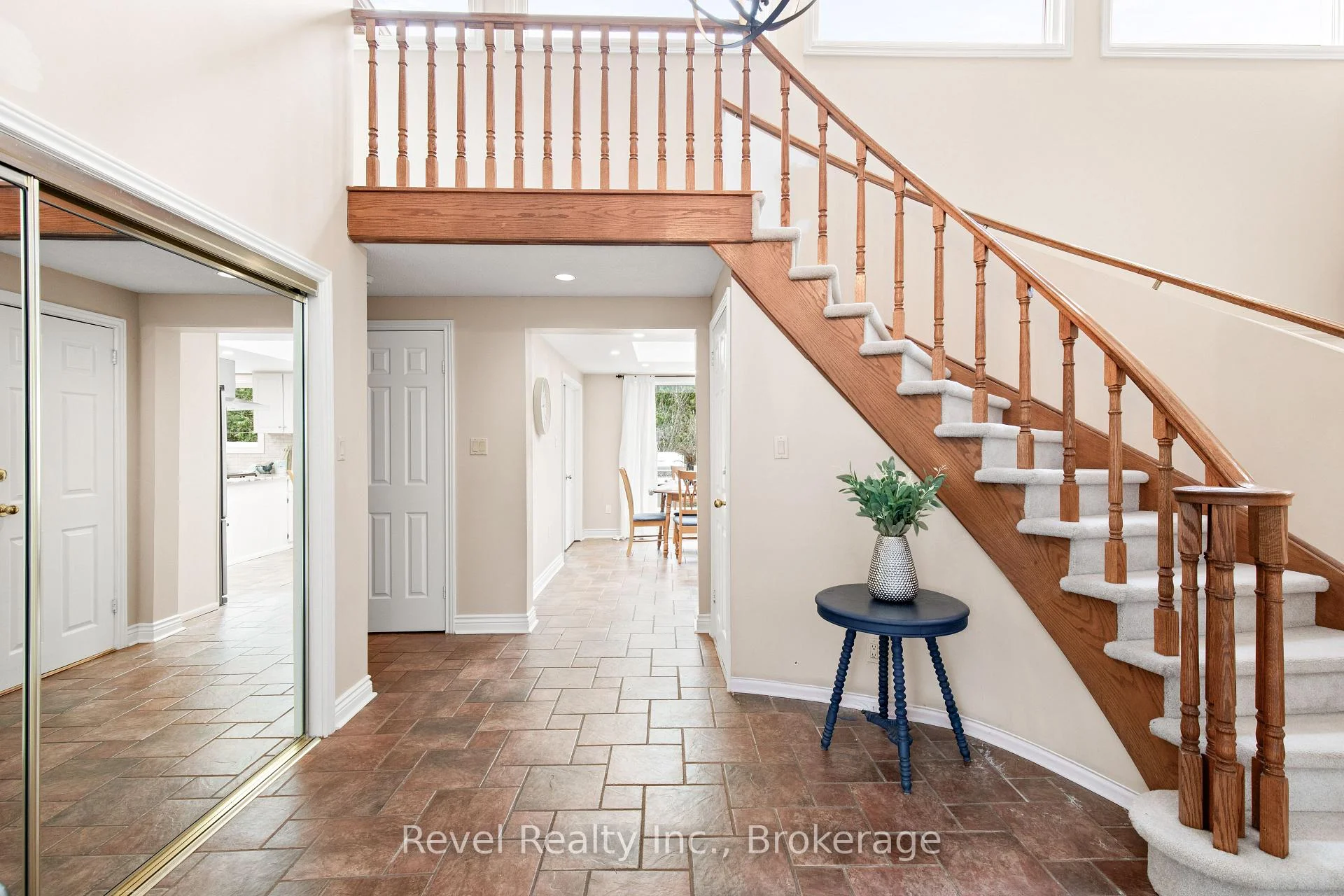 Photo 9 of 27 Cedar Crescent, Kawartha Lakes, Janetville — HOMEH