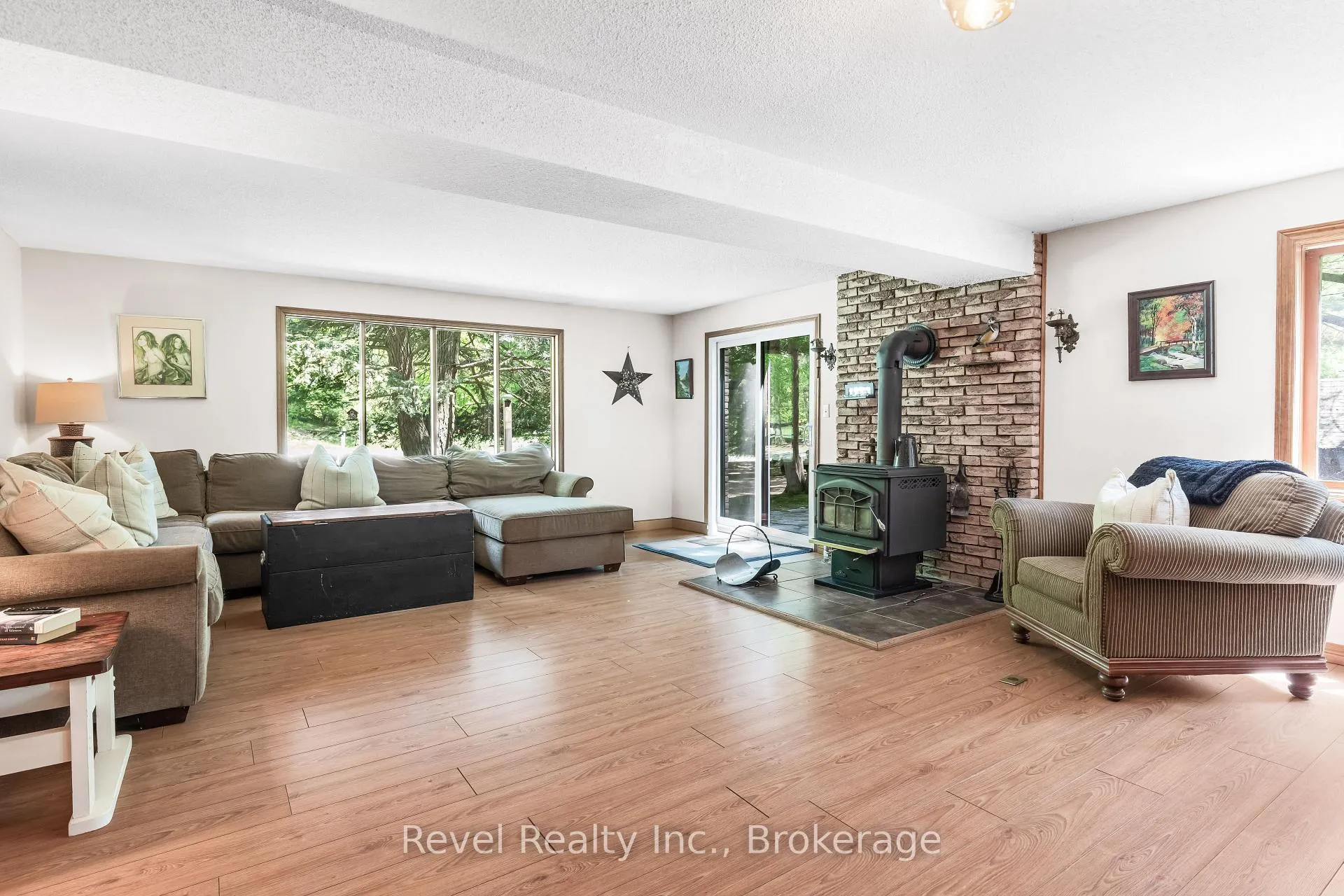 Photo 37 of 20 The Pines Lane, Brock, Rural Brock — HOMEH