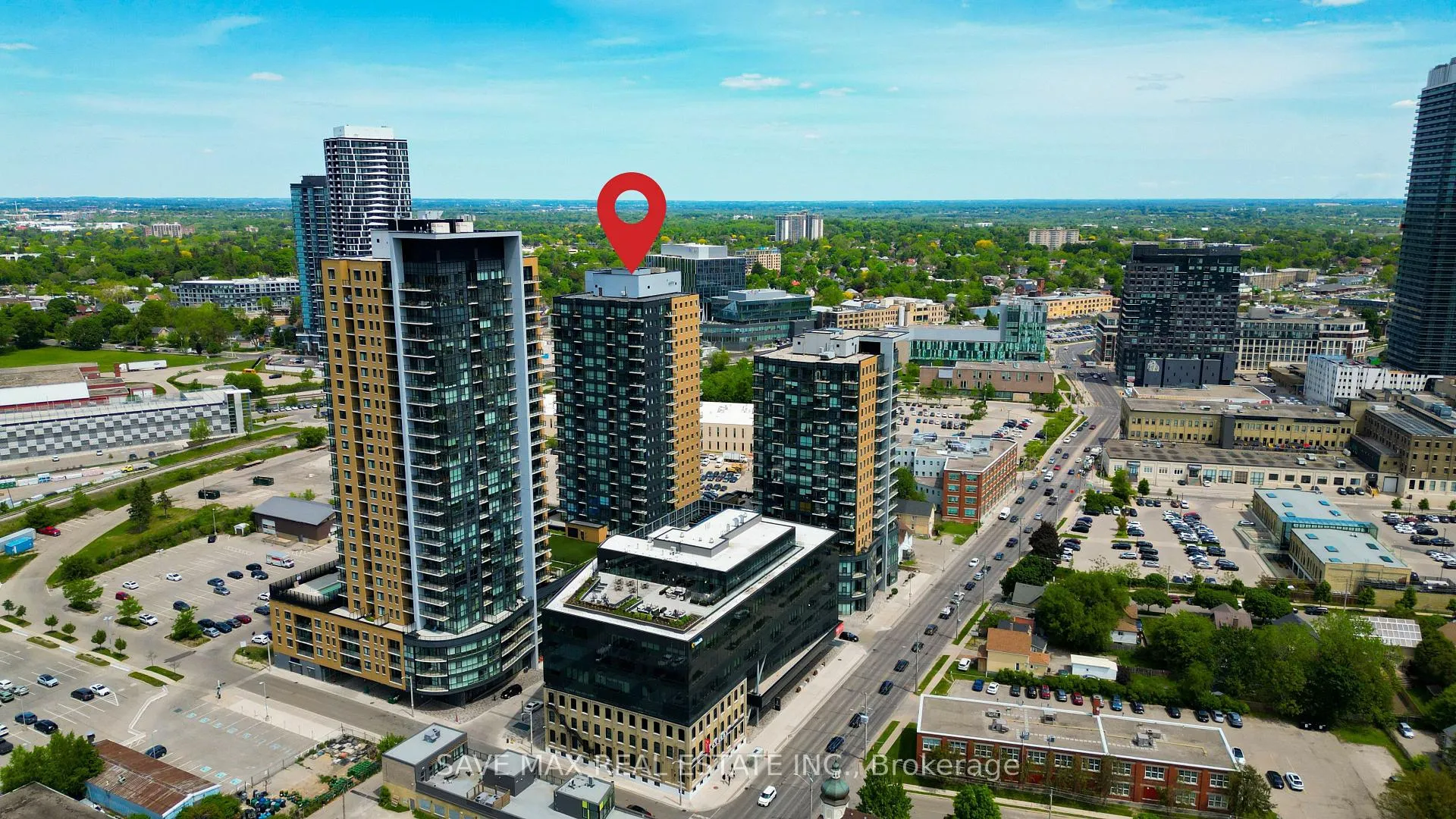 Photo 5 of Unit 1302, 104 Garment Street, Kitchener, Cherry Hill — HOMEH