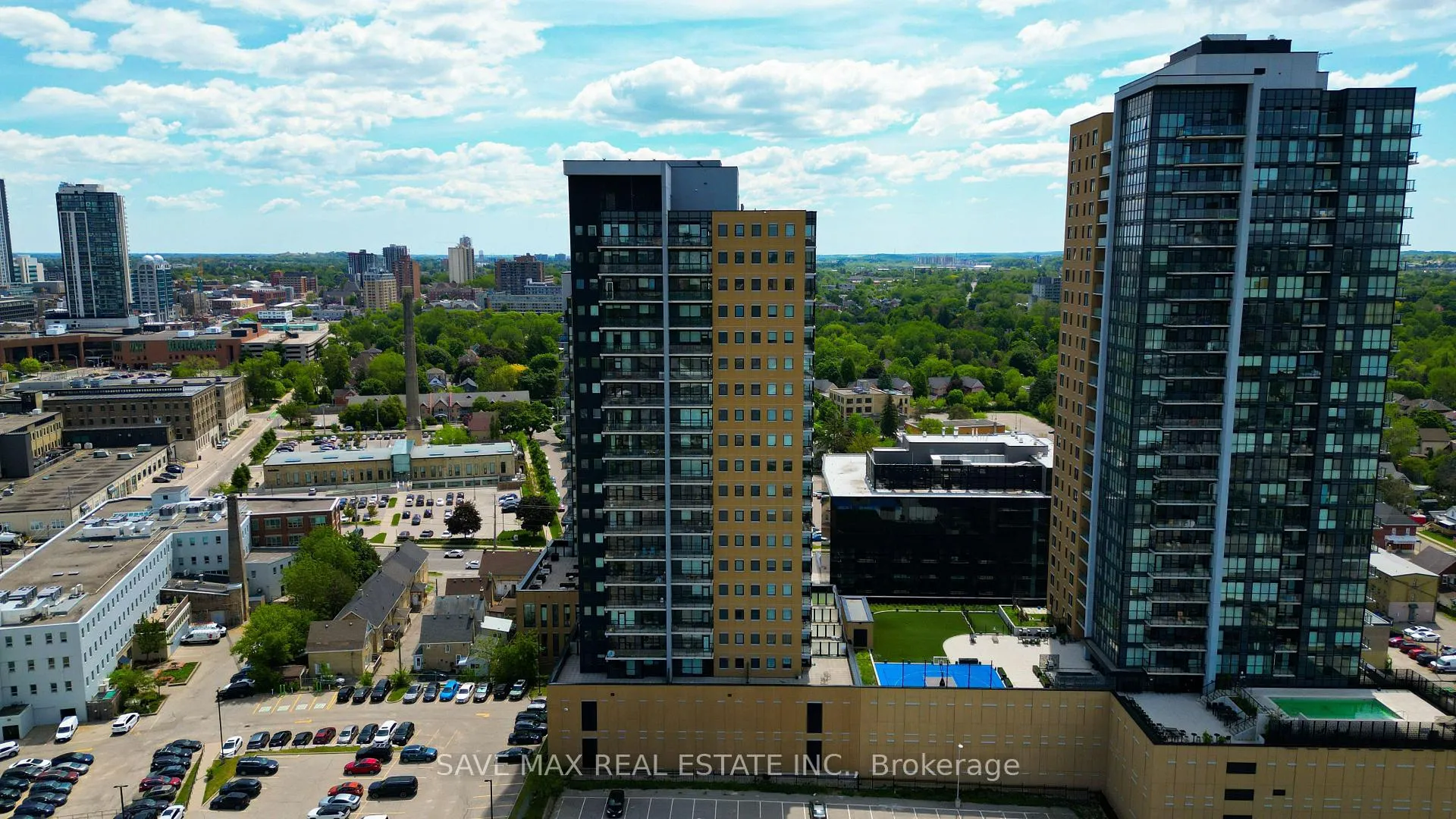 Photo 9 of Unit 1302, 104 Garment Street, Kitchener, Cherry Hill — HOMEH