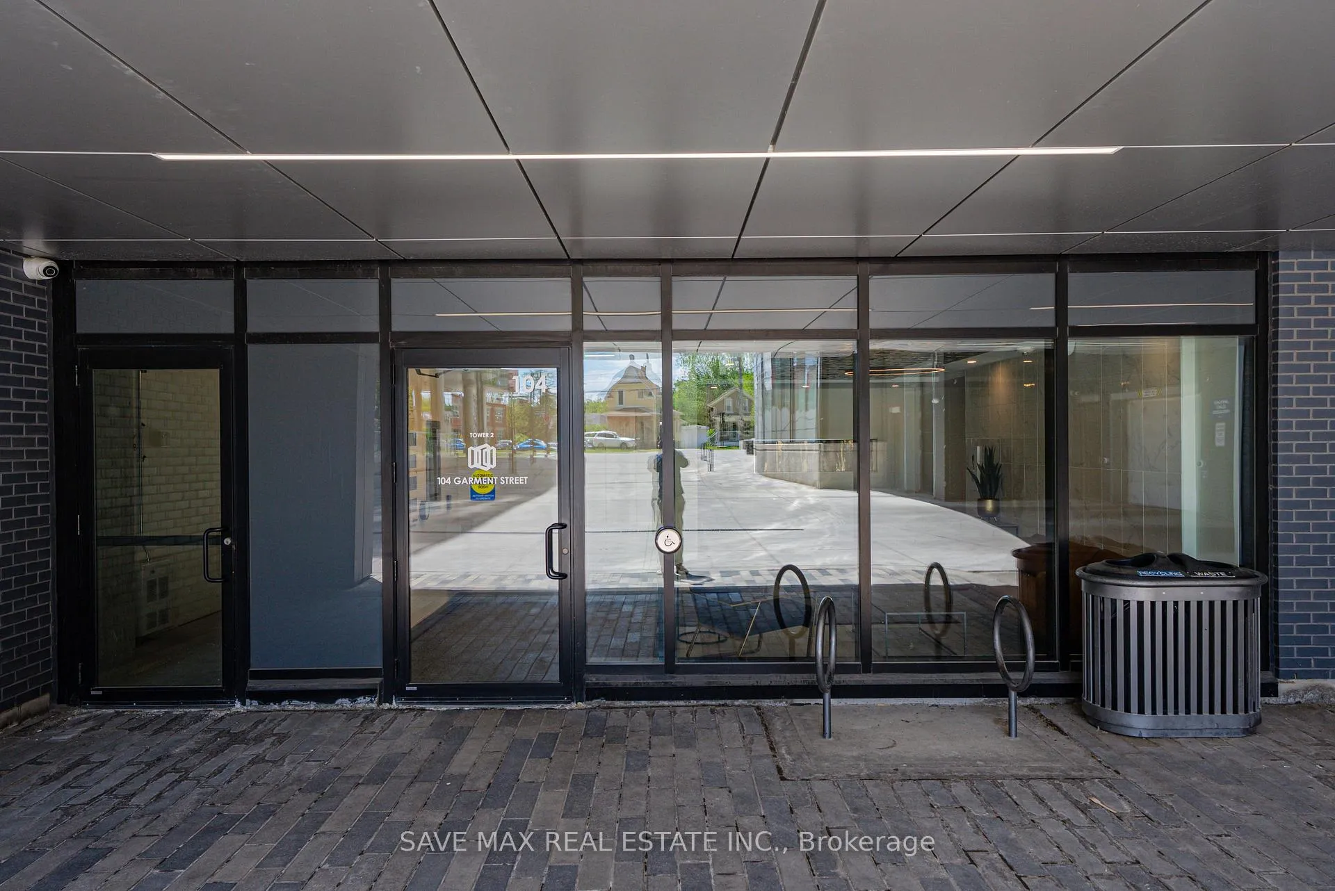 Photo 15 of Unit 1302, 104 Garment Street, Kitchener, Cherry Hill — HOMEH