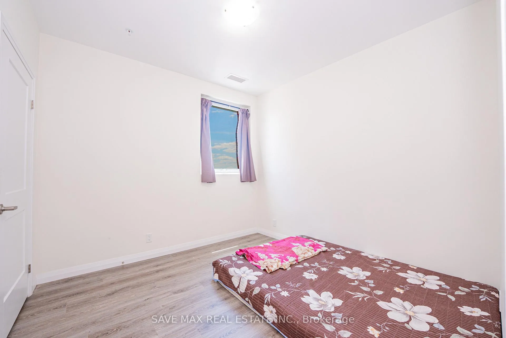 Photo 52 of Unit 1302, 104 Garment Street, Kitchener, Cherry Hill — HOMEH