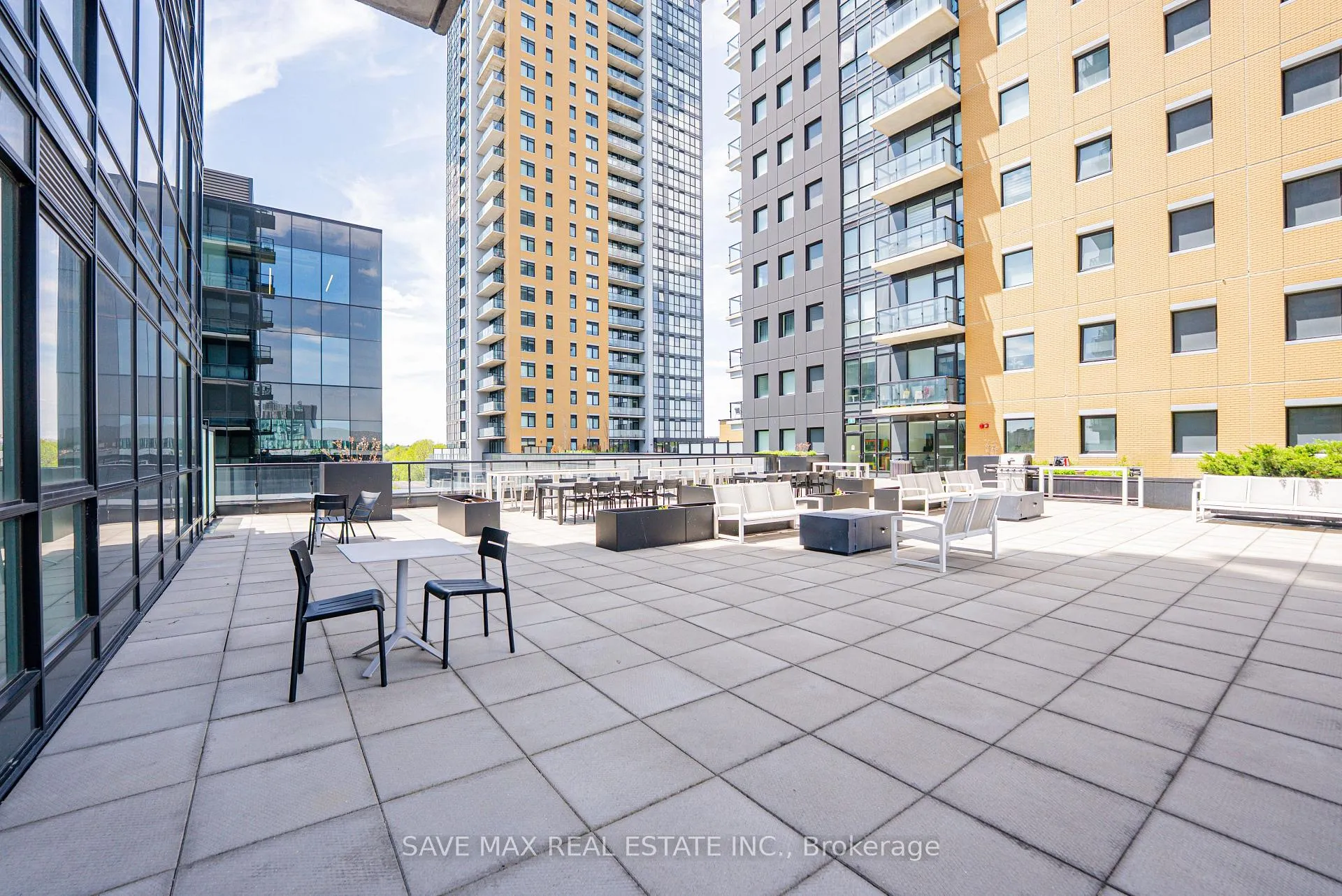 Photo 73 of Unit 1302, 104 Garment Street, Kitchener, Cherry Hill — HOMEH