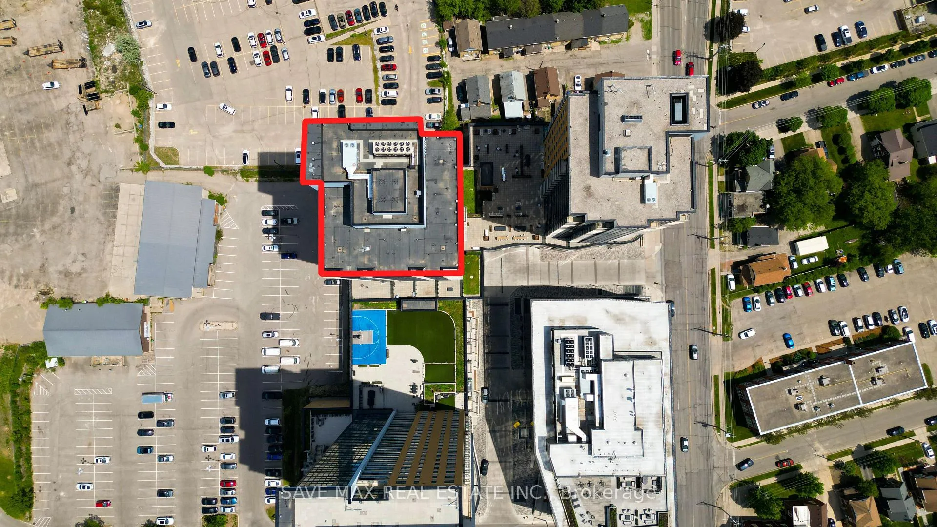 Photo 88 of Unit 1302, 104 Garment Street, Kitchener, Cherry Hill — HOMEH