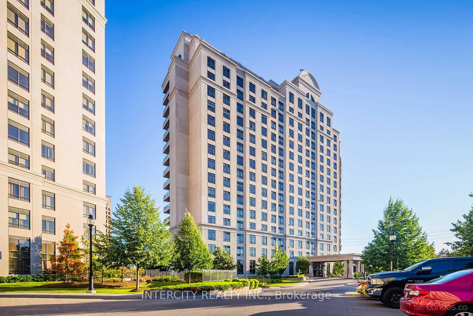 Photo 1 of Unit 404, 9225 Jane Street, Vaughan, Maple — HOMEH