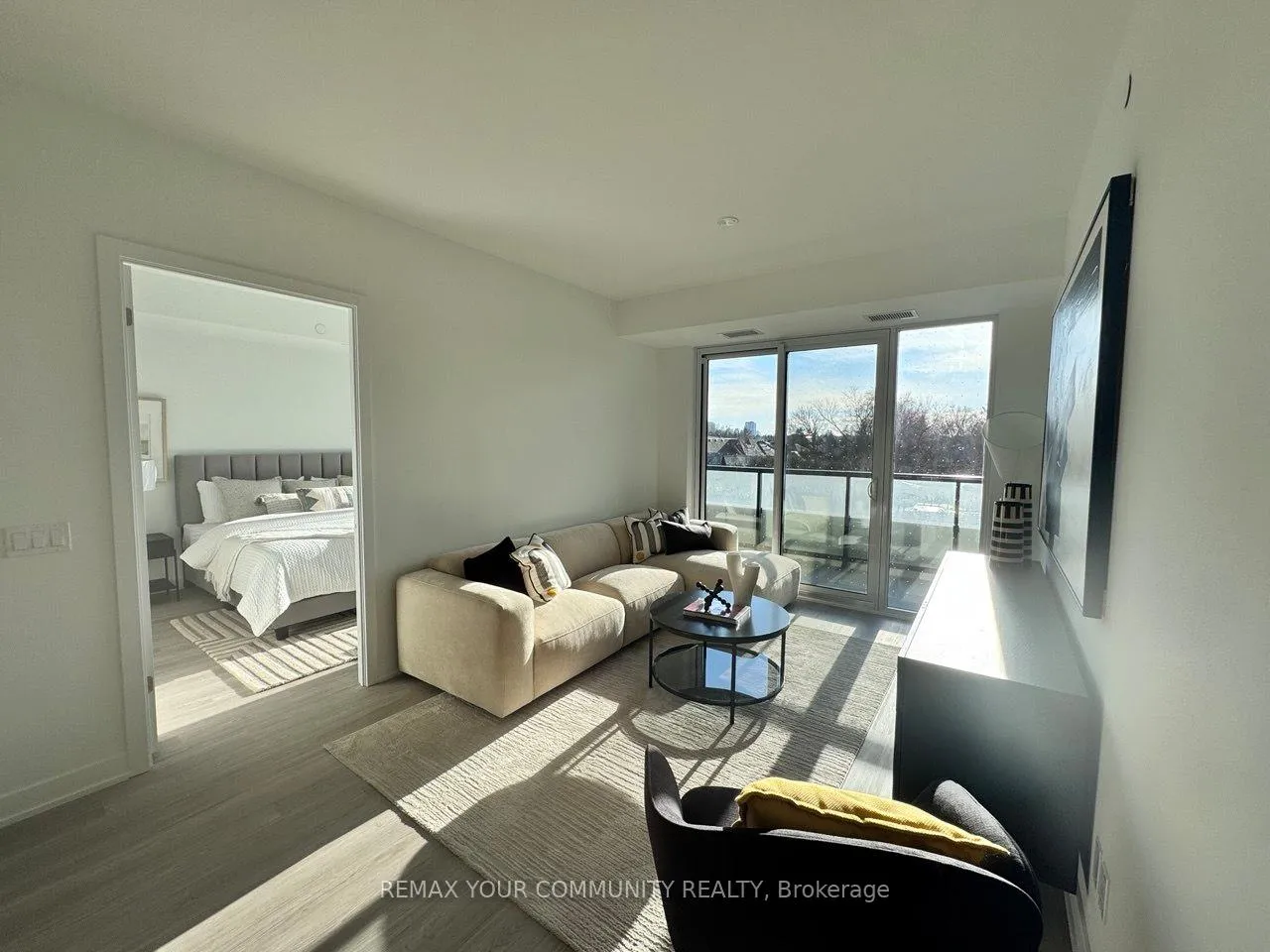 Photo 3 of Unit 332, 8188 Yonge Street, Vaughan, Uplands — HOMEH