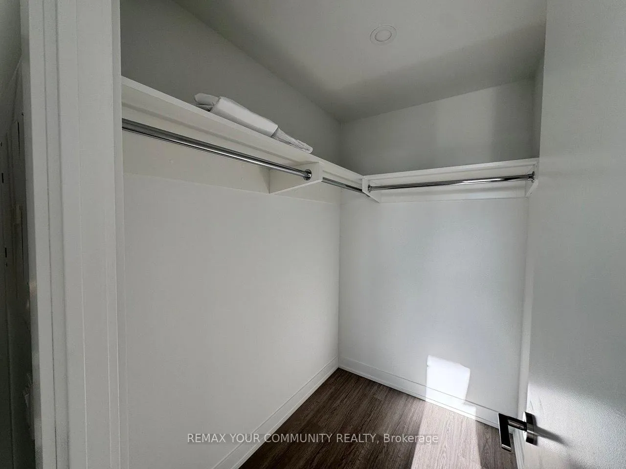 Photo 11 of Unit 332, 8188 Yonge Street, Vaughan, Uplands — HOMEH
