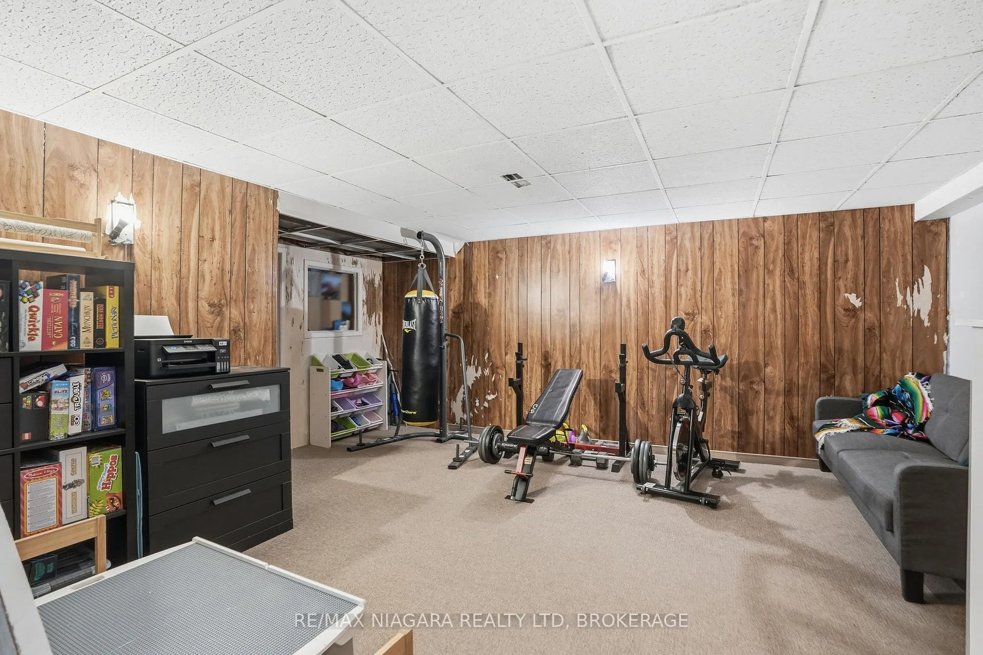 Photo 32 of 9 Lafayette Drive, St. Catharines, Lakeport — HOMEH
