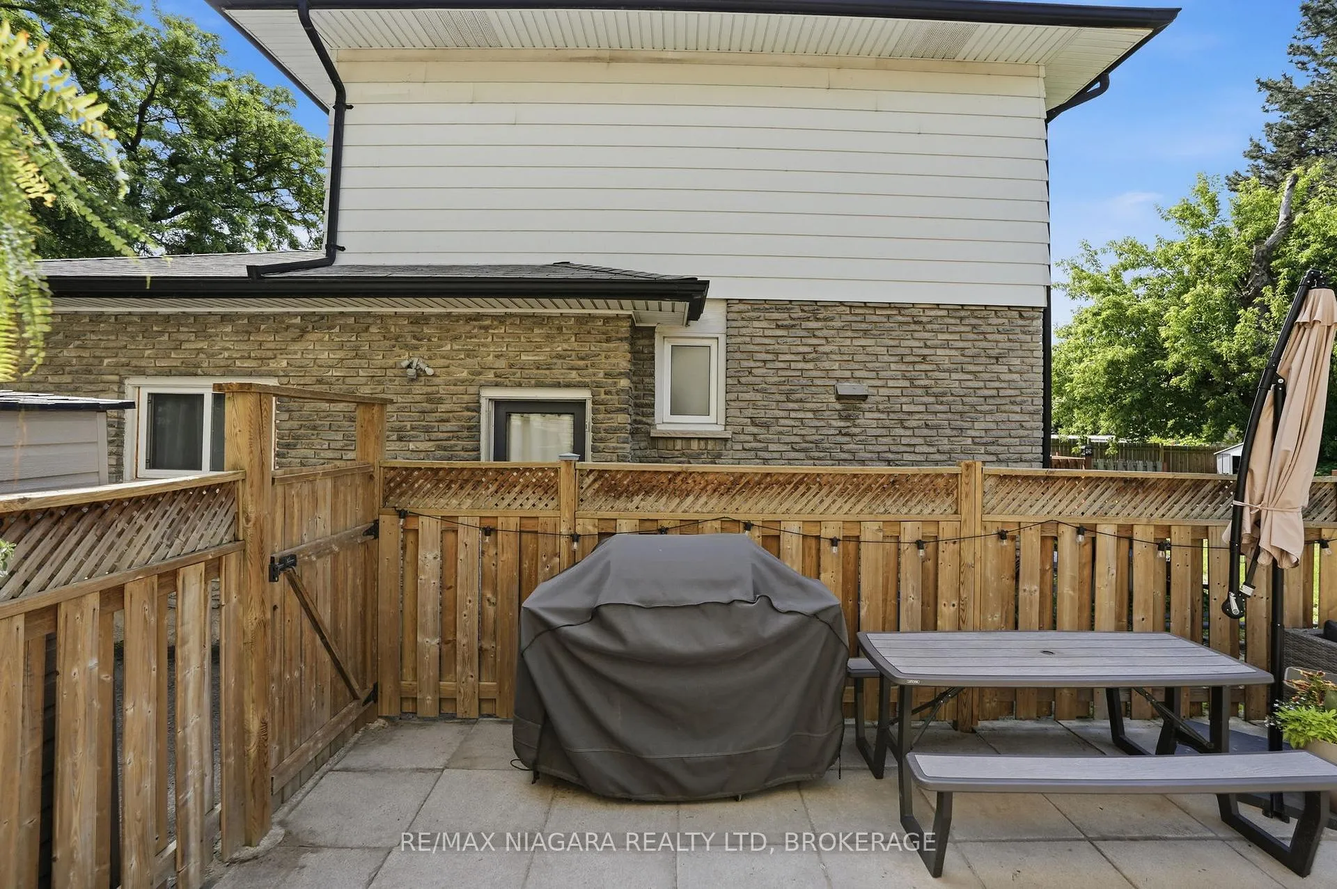 Photo 34 of 9 Lafayette Drive, St. Catharines, Lakeport — HOMEH