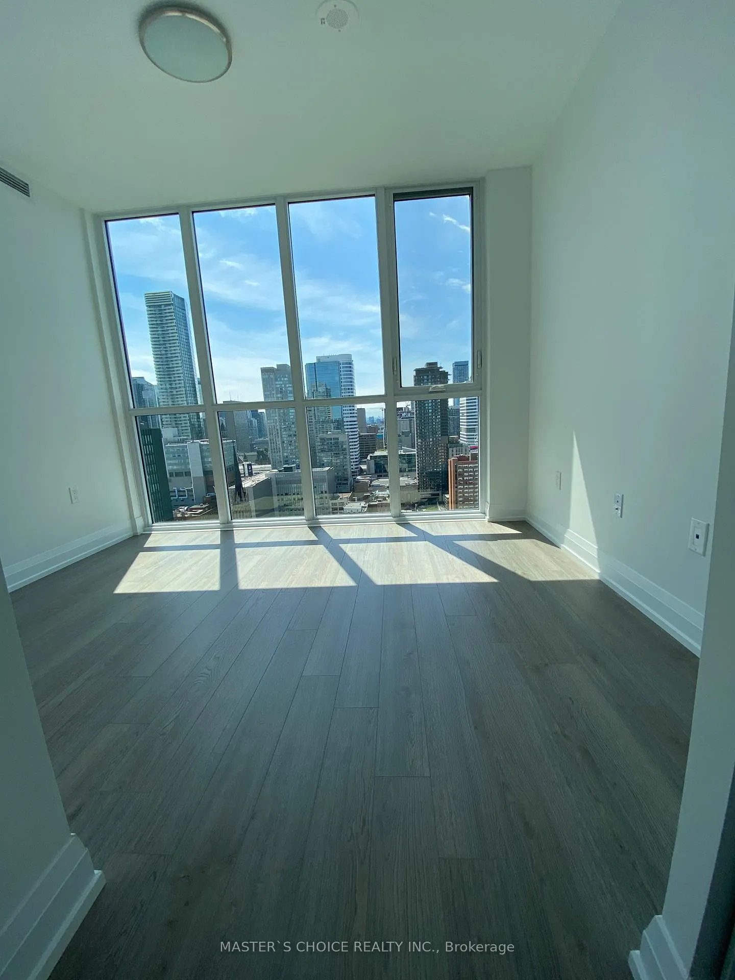 Photo 7 of Unit 2904, 77 Mutual Street, Toronto, Church-Yonge Corridor — HOMEH
