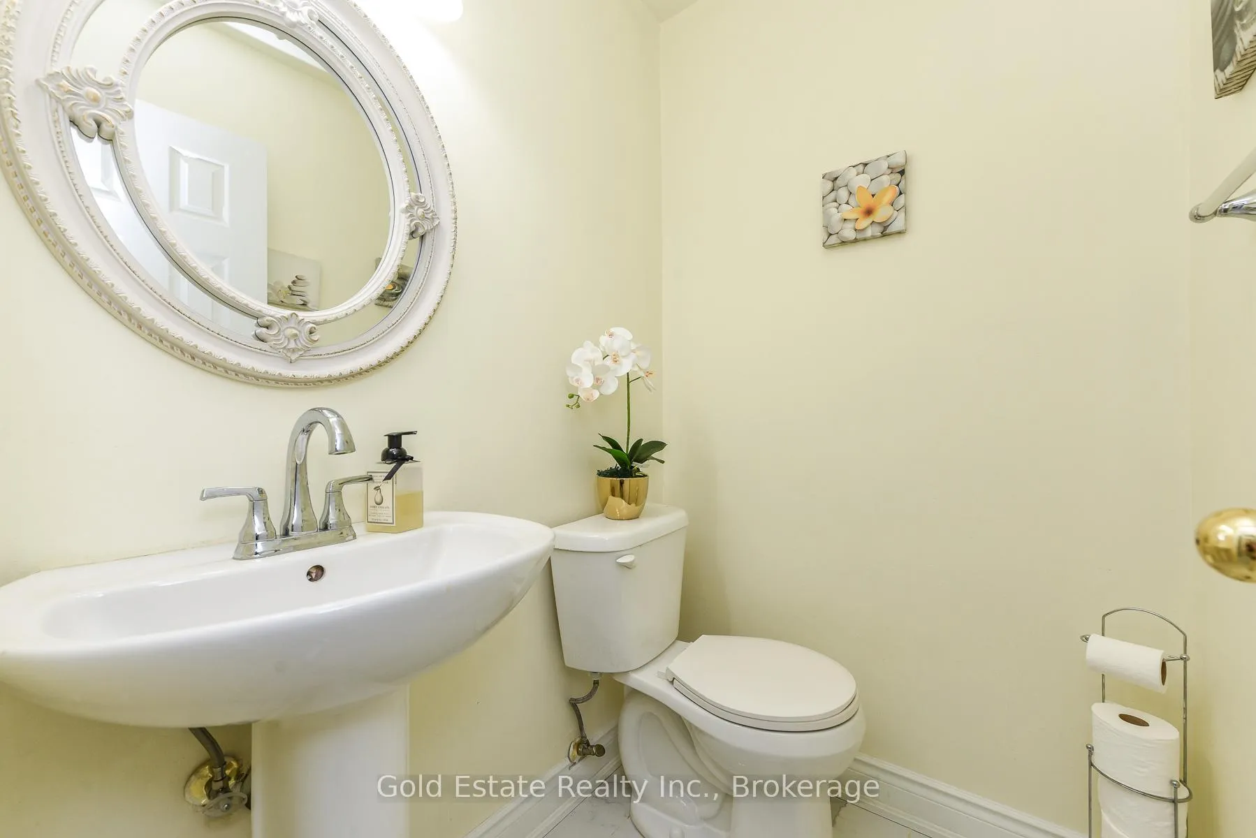 Photo 17 of 14 Leacrest Street, Brampton, Westgate — HOMEH