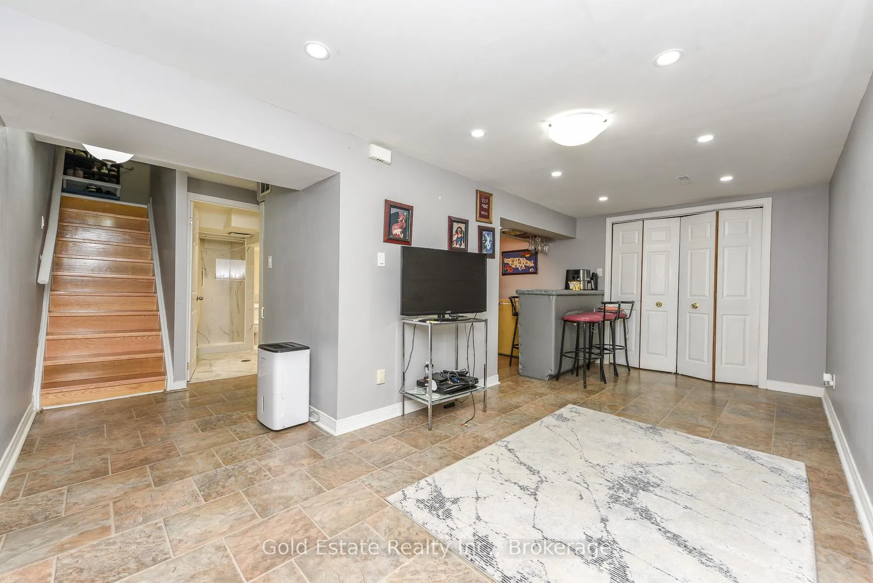 Photo 32 of 14 Leacrest Street, Brampton, Westgate — HOMEH