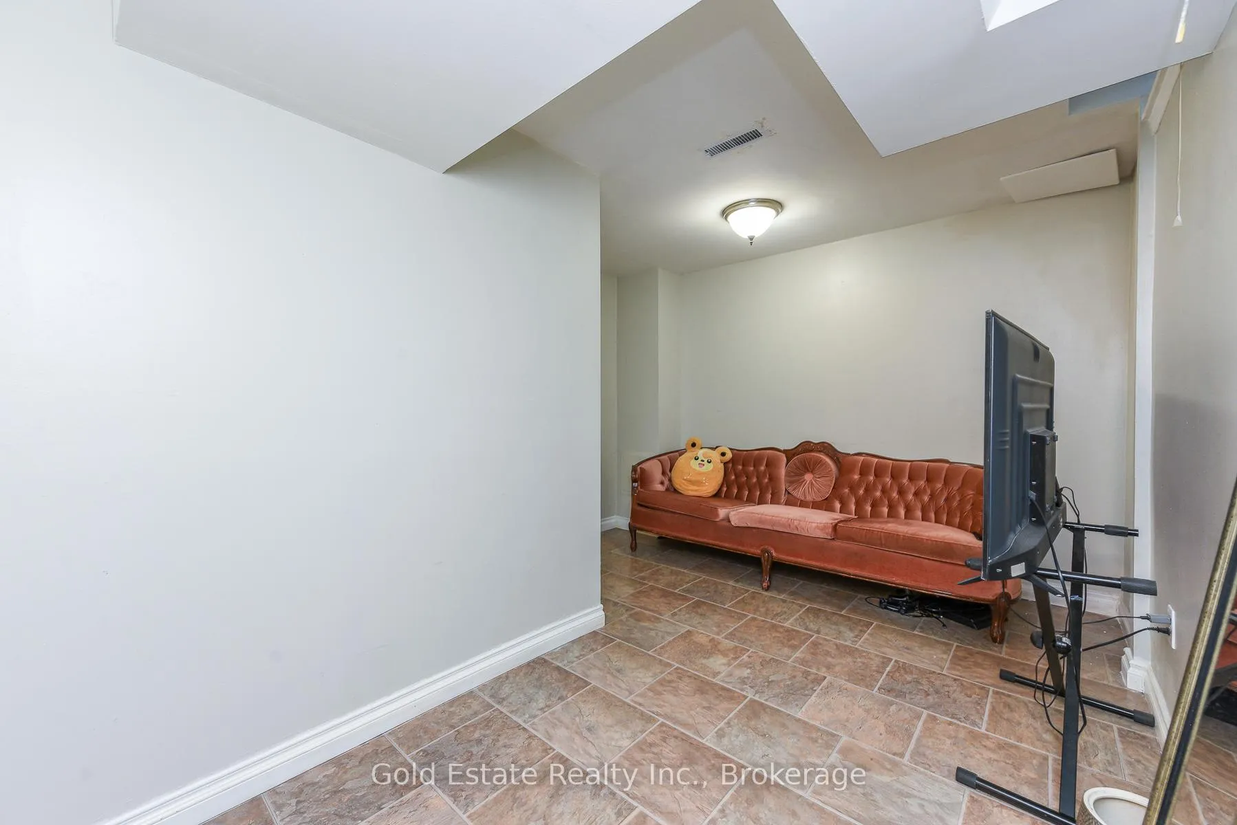 Photo 41 of 14 Leacrest Street, Brampton, Westgate — HOMEH