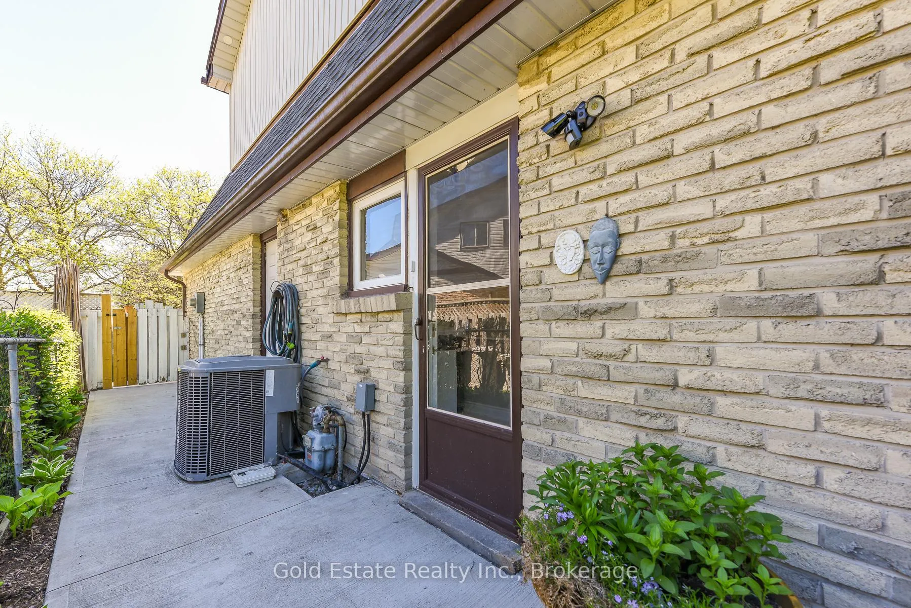 Photo 46 of 14 Leacrest Street, Brampton, Westgate — HOMEH