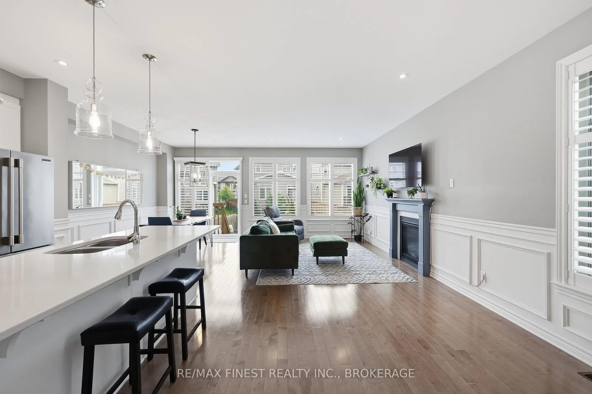 Photo 9 of 879 Riverview Way, Kingston, Kingston East (Incl Barret Crt) — HOMEH