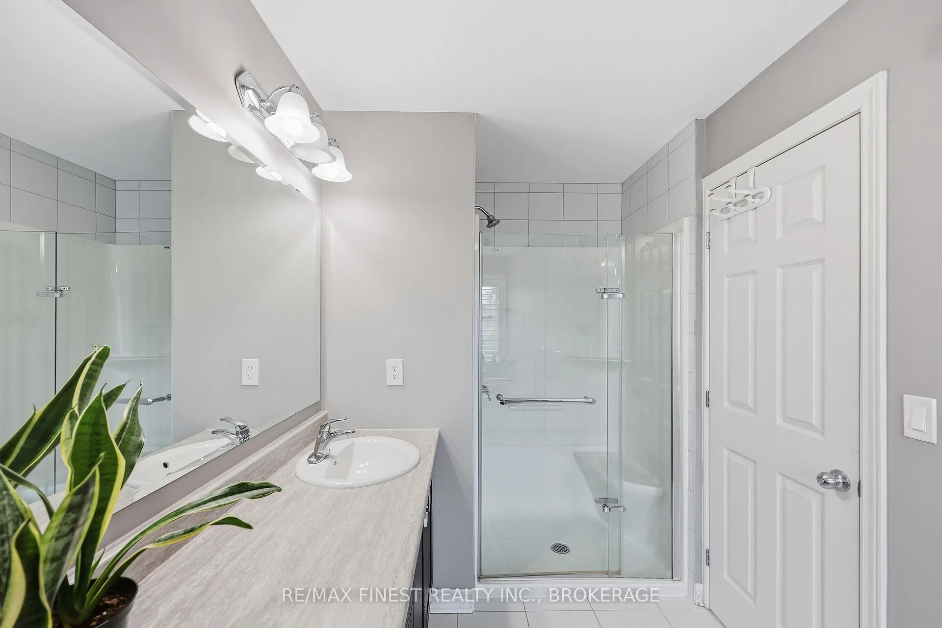 Photo 28 of 879 Riverview Way, Kingston, Kingston East (Incl Barret Crt) — HOMEH