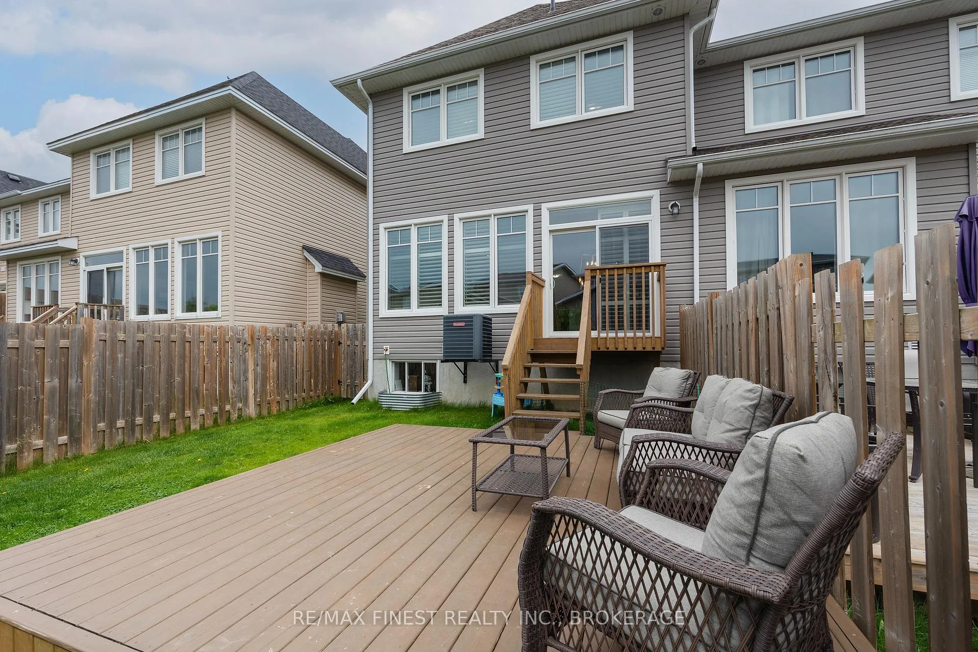 Photo 42 of 879 Riverview Way, Kingston, Kingston East (Incl Barret Crt) — HOMEH