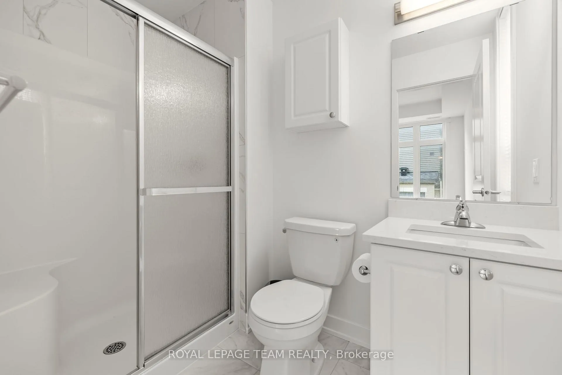 Photo 13 of 1321 Silhouette Private, Ottawa, Barrhaven - Cedargrove/Fraserdale — HOMEH