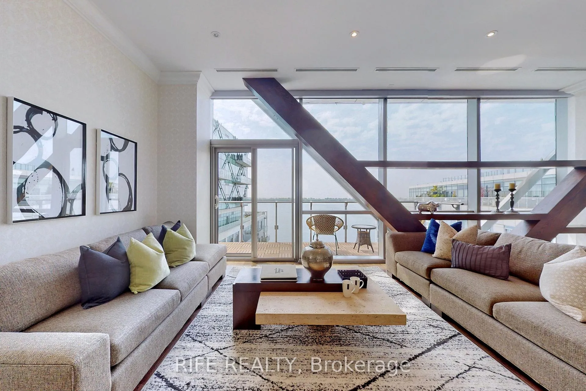 Photo 2 of Unit 1208, 39 Queens Quay E, Toronto, Waterfront Communities — HOMEH