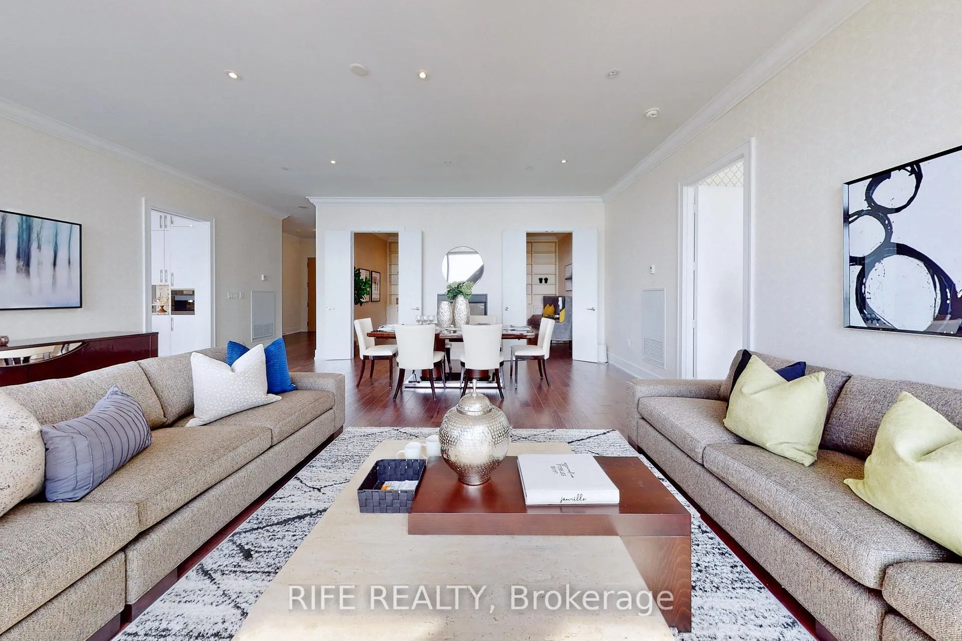 Photo 3 of Unit 1208, 39 Queens Quay E, Toronto, Waterfront Communities — HOMEH