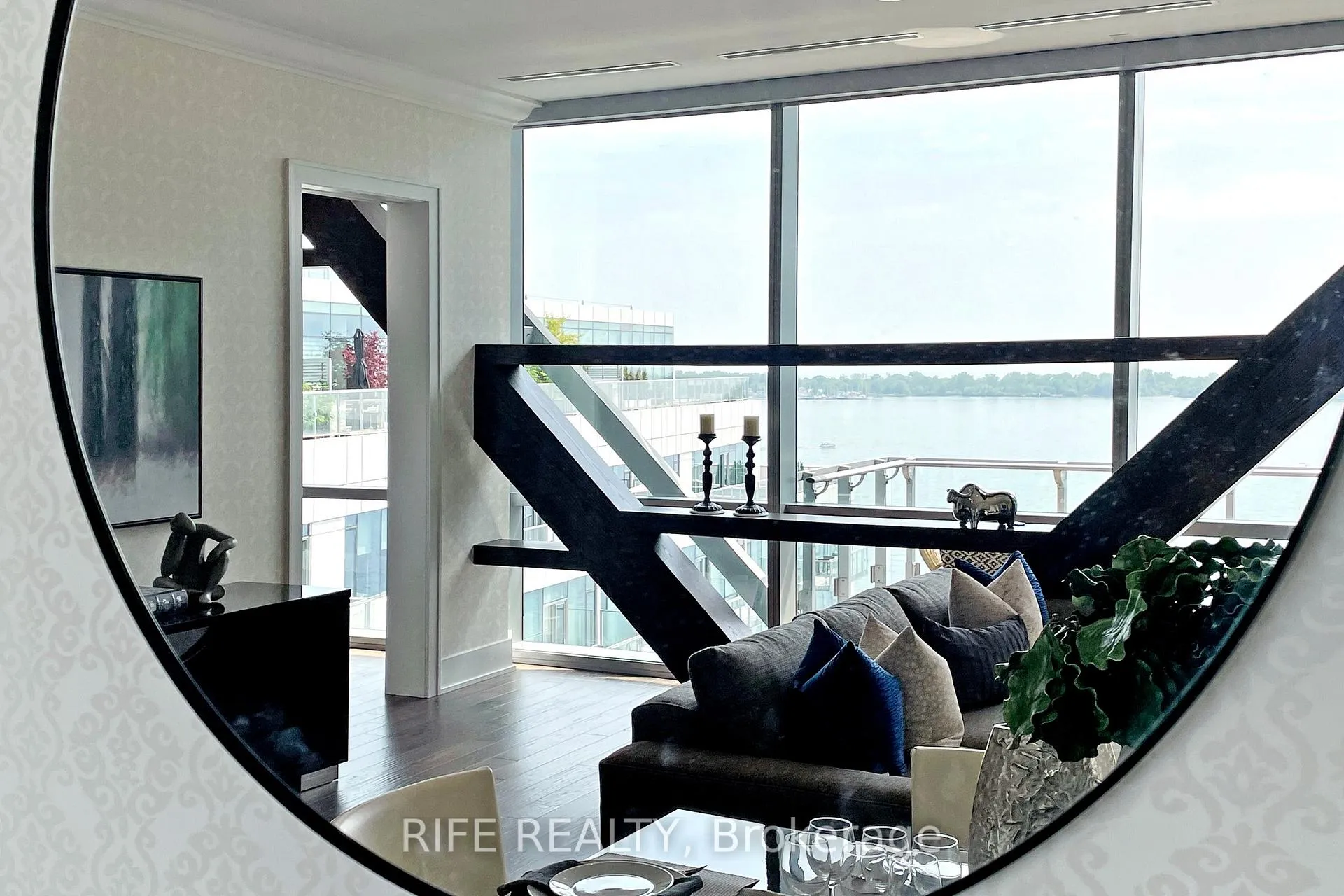 Photo 6 of Unit 1208, 39 Queens Quay E, Toronto, Waterfront Communities — HOMEH
