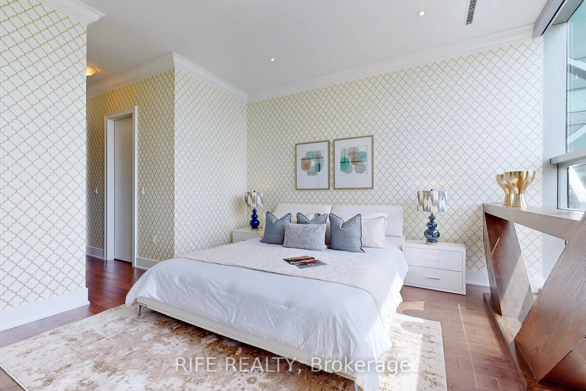 Photo 23 of Unit 1208, 39 Queens Quay E, Toronto, Waterfront Communities — HOMEH