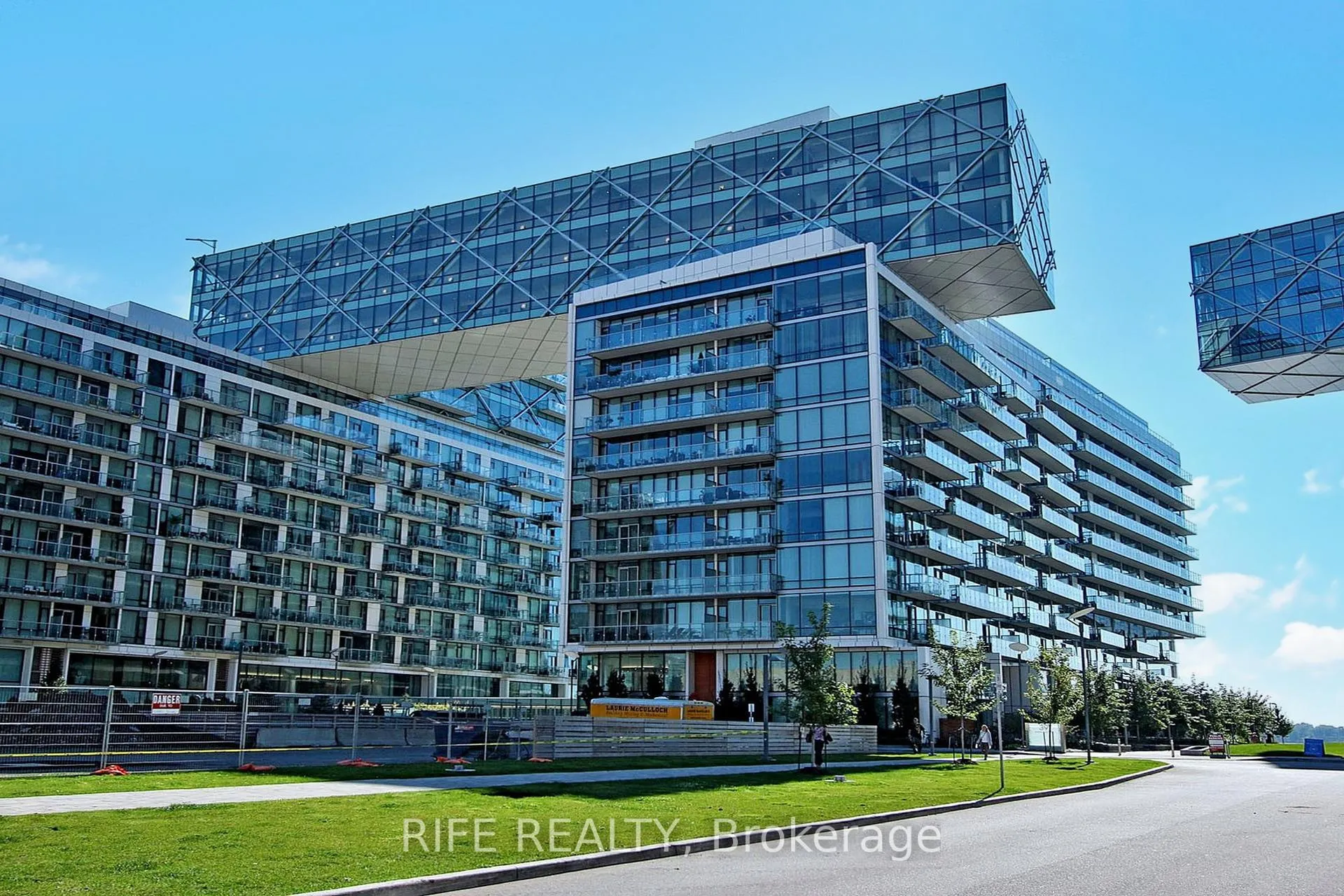 Photo 45 of Unit 1208, 39 Queens Quay E, Toronto, Waterfront Communities — HOMEH