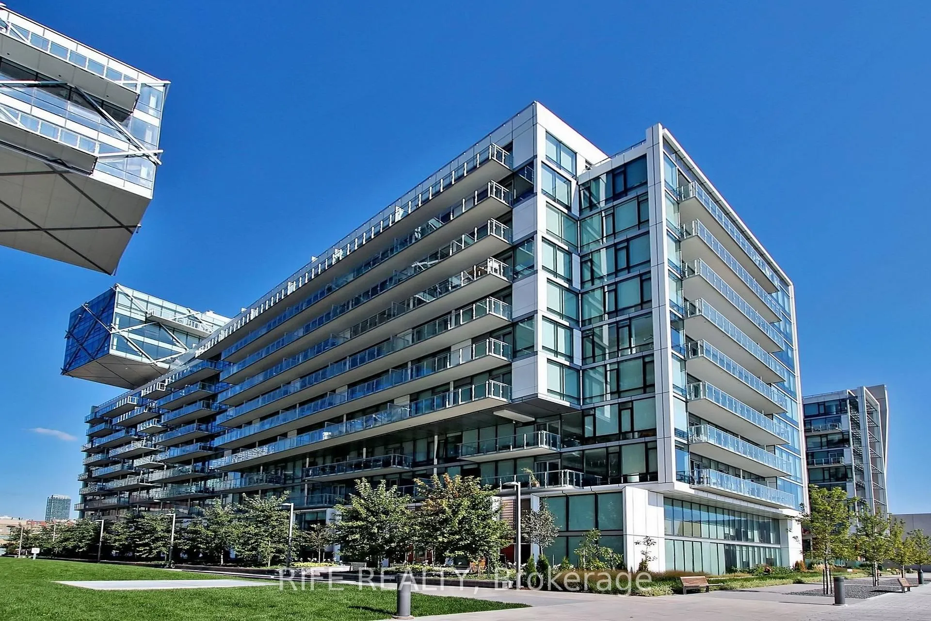 Photo 46 of Unit 1208, 39 Queens Quay E, Toronto, Waterfront Communities — HOMEH