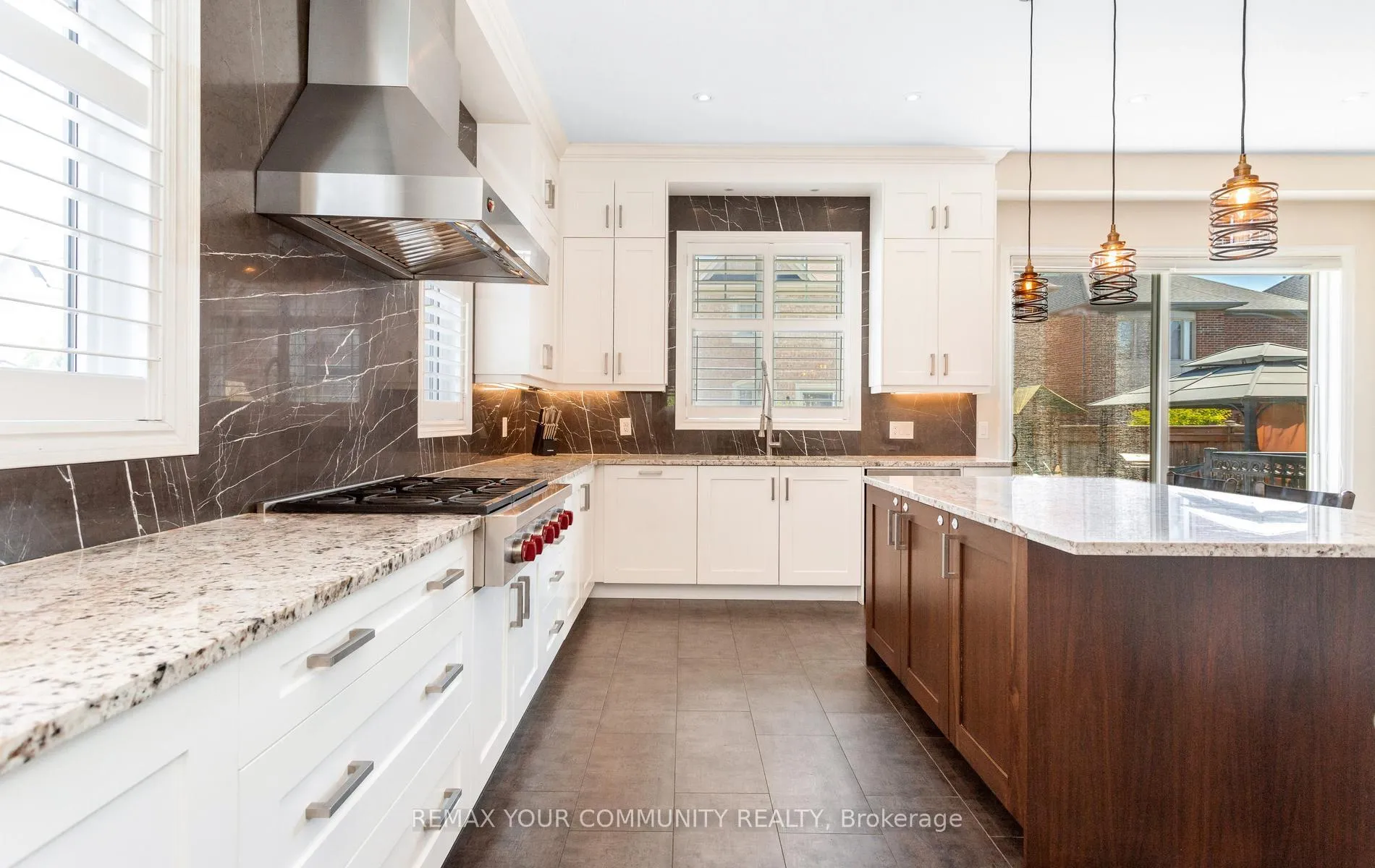 Photo 36 of 86 Torgan Trail, Vaughan, Kleinburg — HOMEH