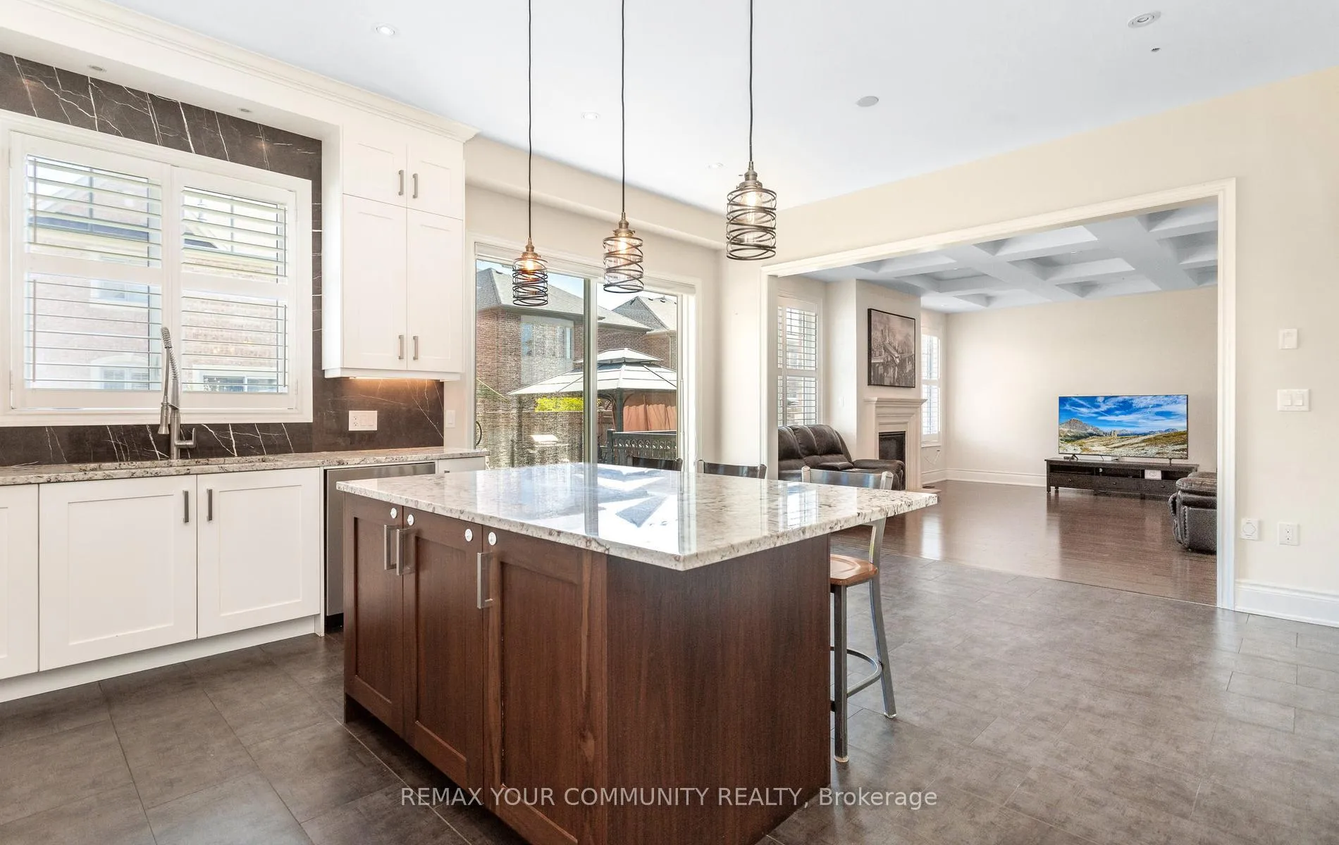 Photo 39 of 86 Torgan Trail, Vaughan, Kleinburg — HOMEH