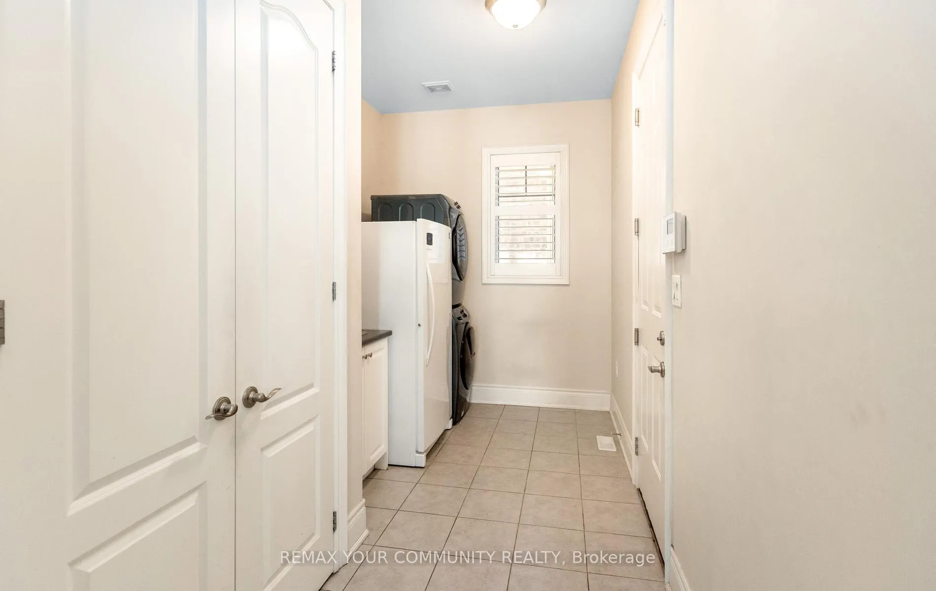Photo 47 of 86 Torgan Trail, Vaughan, Kleinburg — HOMEH
