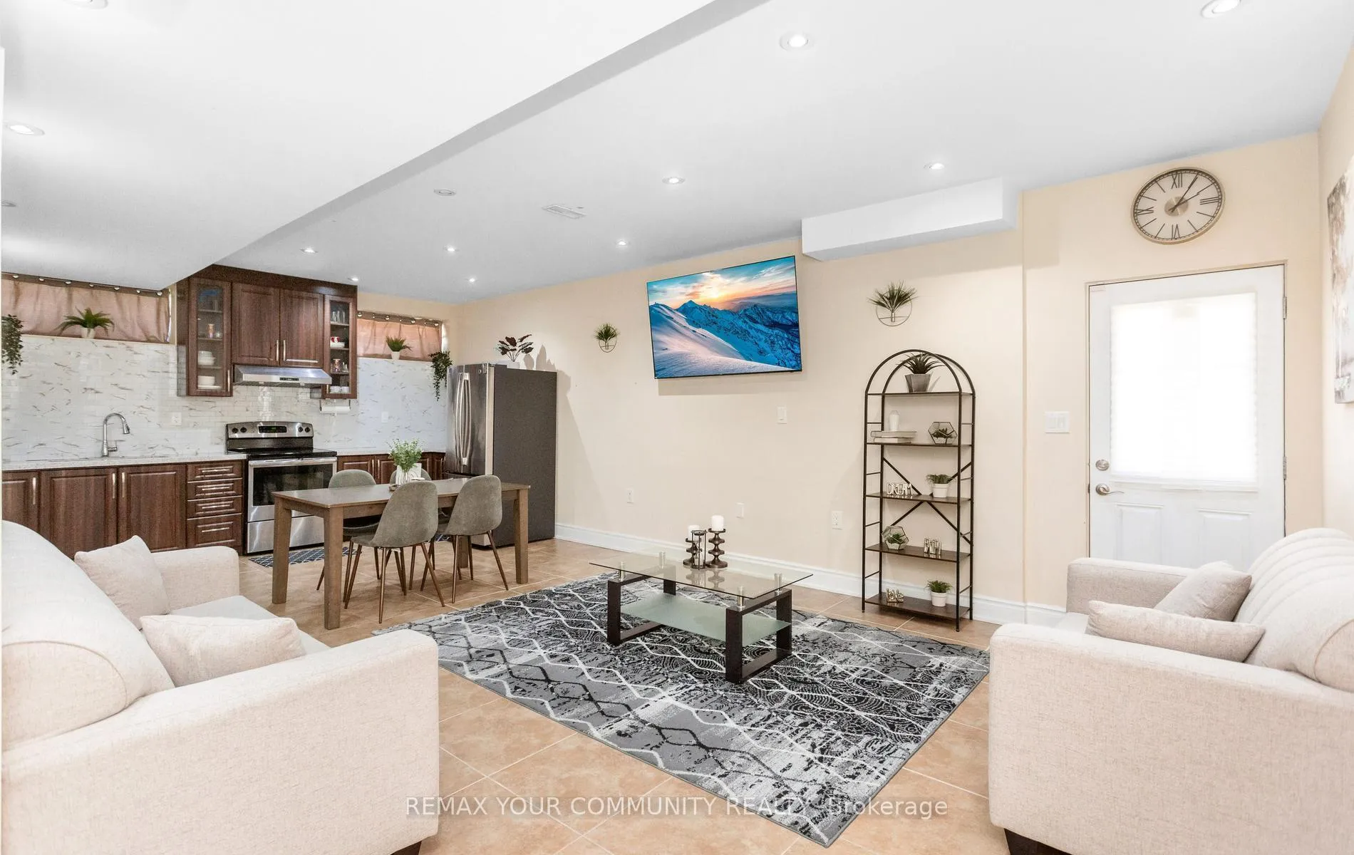 Photo 66 of 86 Torgan Trail, Vaughan, Kleinburg — HOMEH