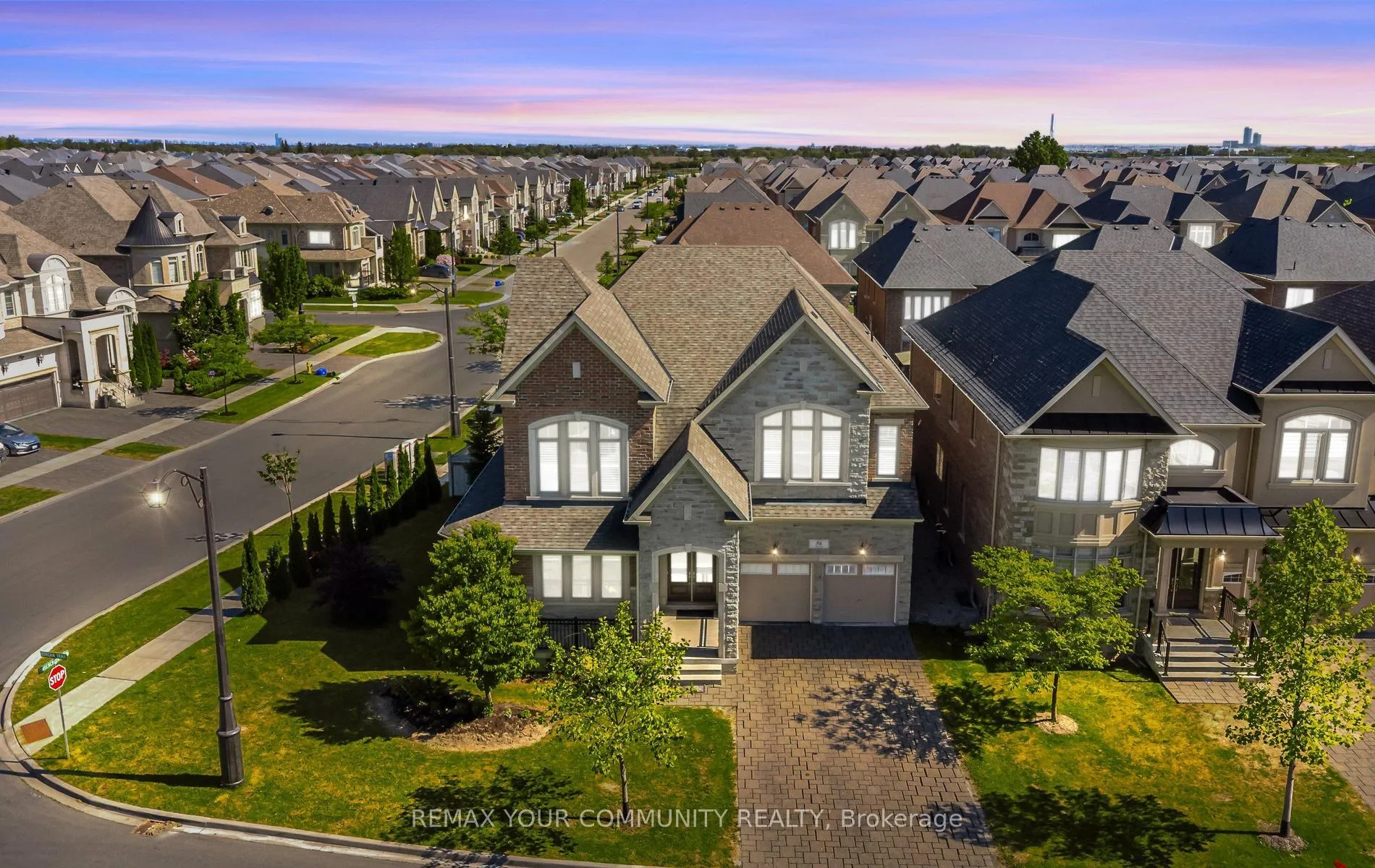 Photo 79 of 86 Torgan Trail, Vaughan, Kleinburg — HOMEH