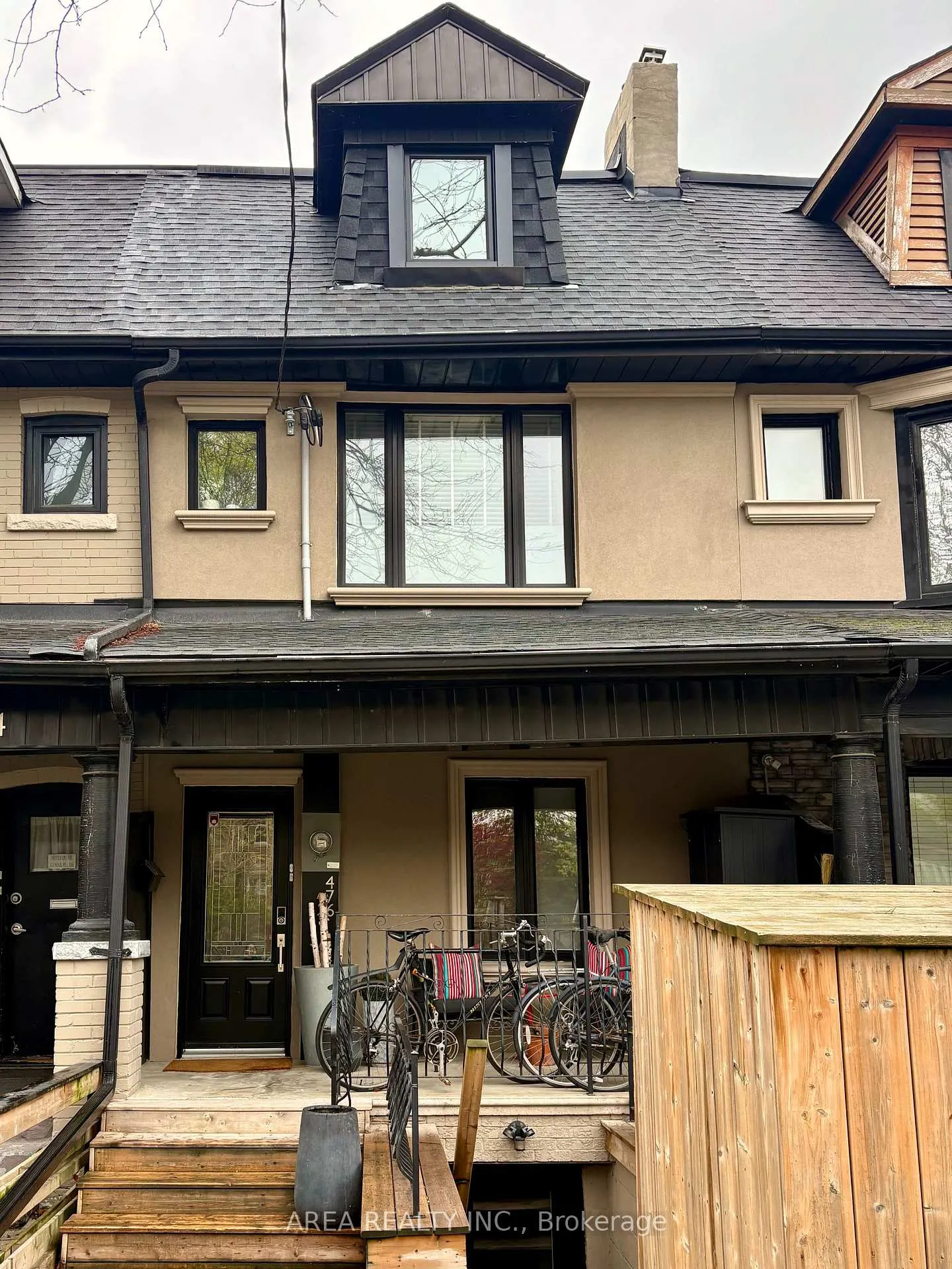 Photo 1 of 476 Crawford Street, Toronto, Palmerston-Little Italy — HOMEH