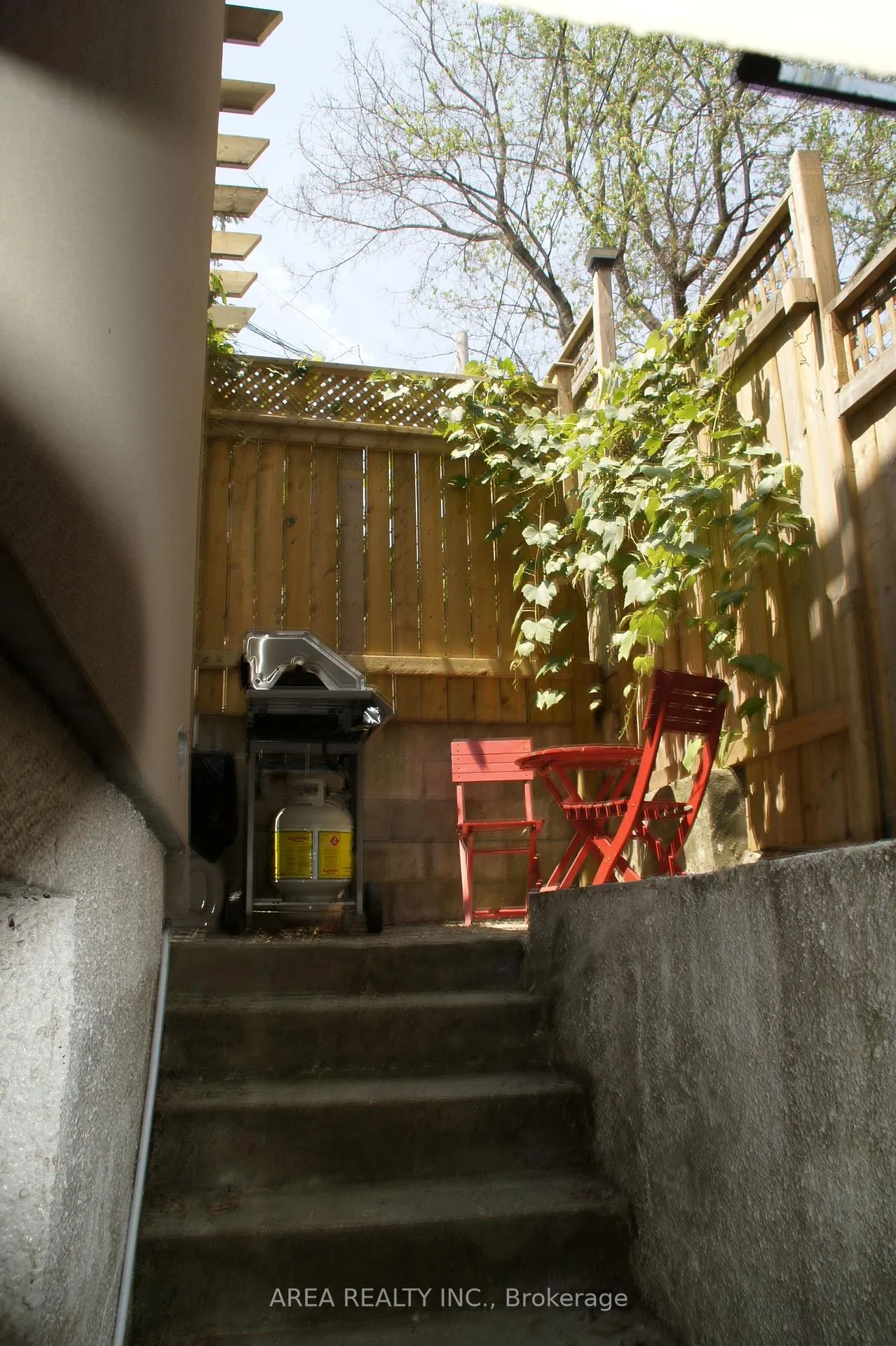 Photo 9 of 476 Crawford Street, Toronto, Palmerston-Little Italy — HOMEH