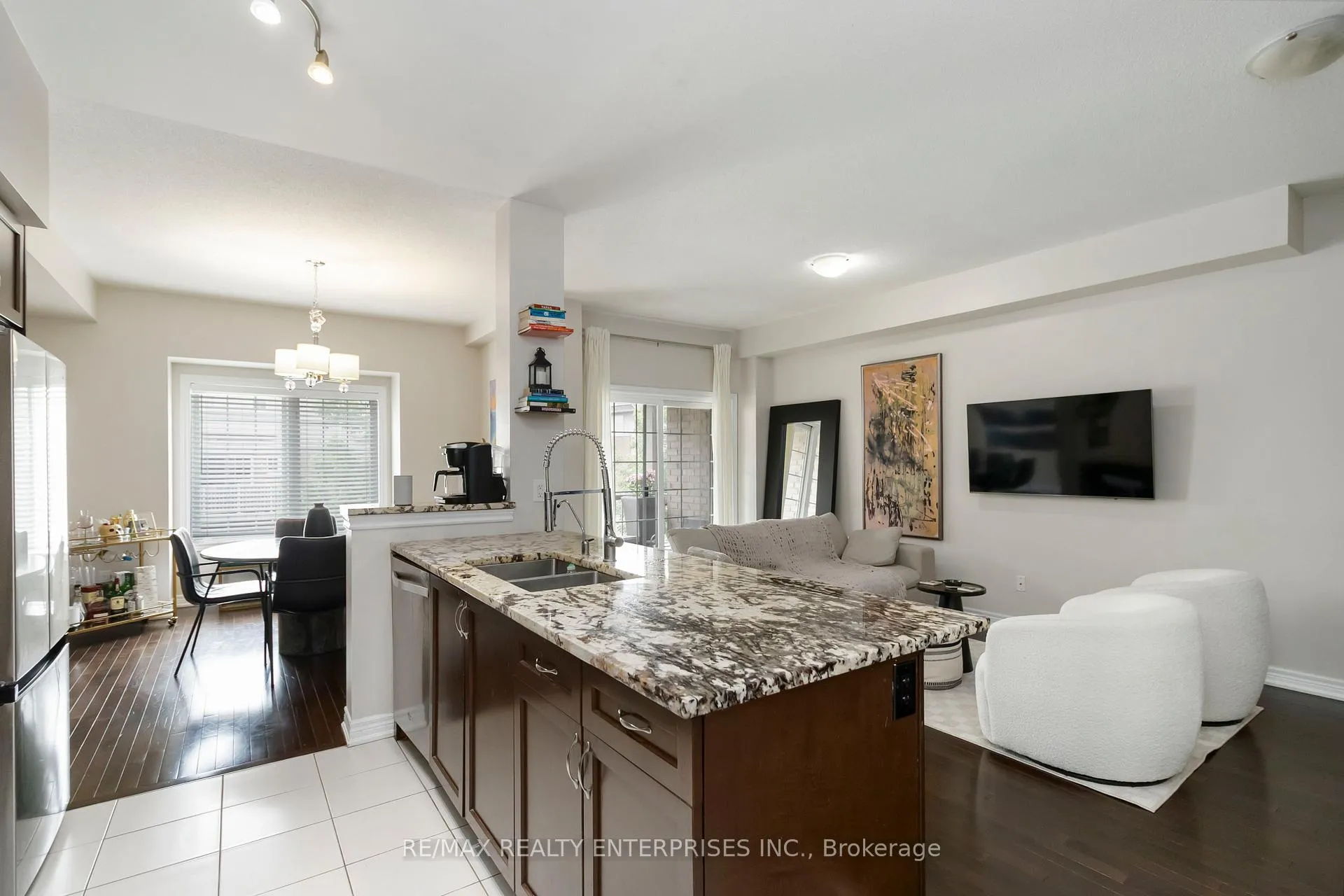 Photo 13 of Unit 93, 1401 Plains Road E, Burlington, Freeman — HOMEH
