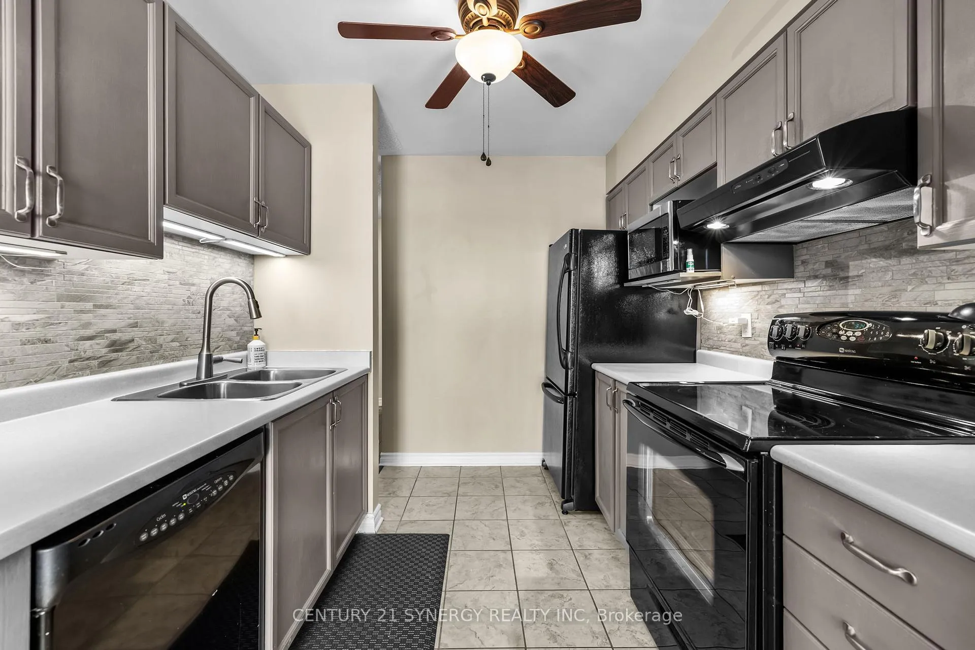 Photo 16 of 1826 Hennessy Crescent, Ottawa, Fallingbrook/Gardenway South — HOMEH