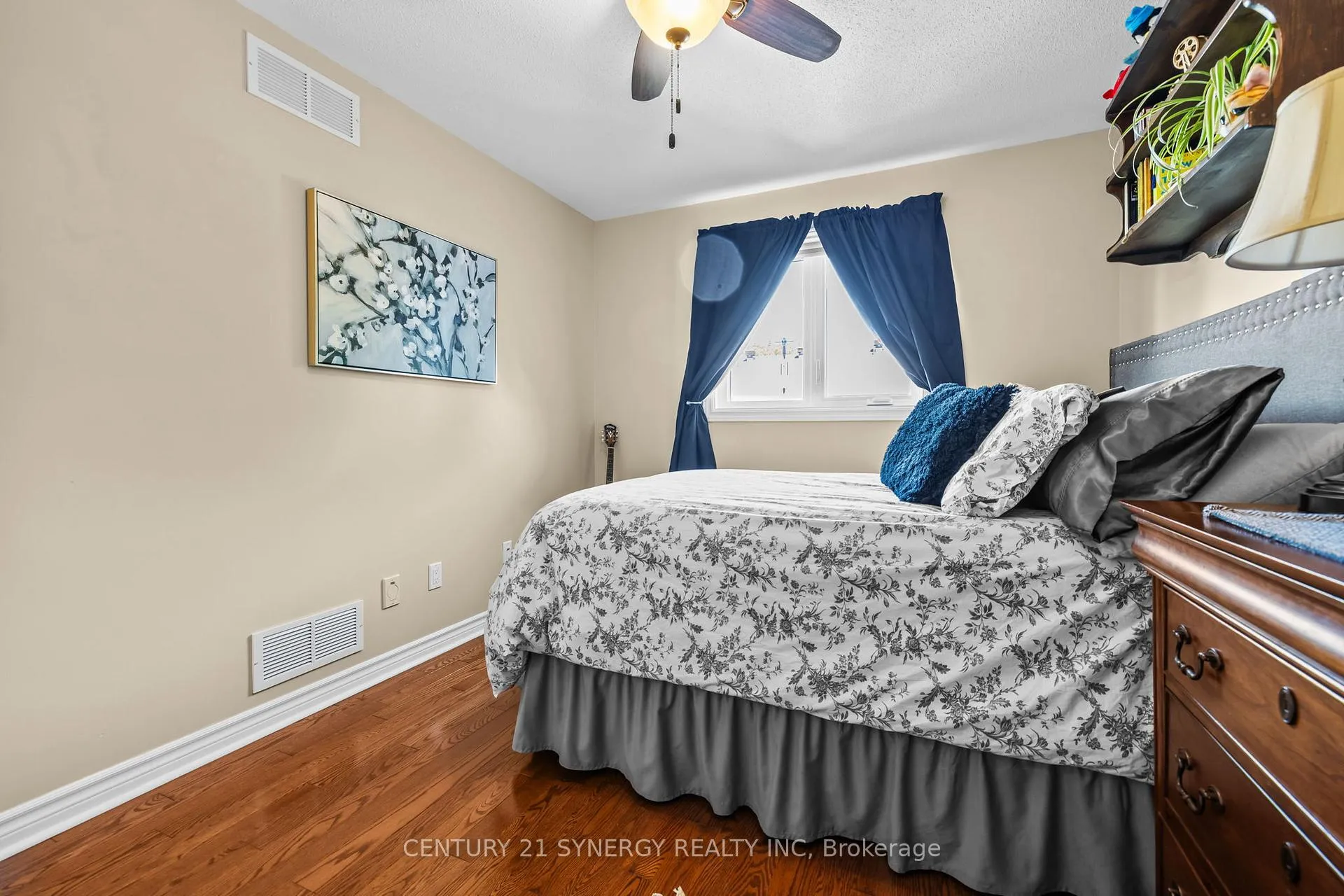 Photo 22 of 1826 Hennessy Crescent, Ottawa, Fallingbrook/Gardenway South — HOMEH