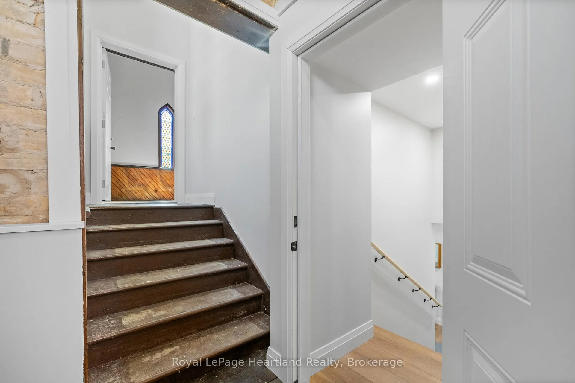 Photo 12 of 10 Jessie Street, Huron-Kinloss — HOMEH