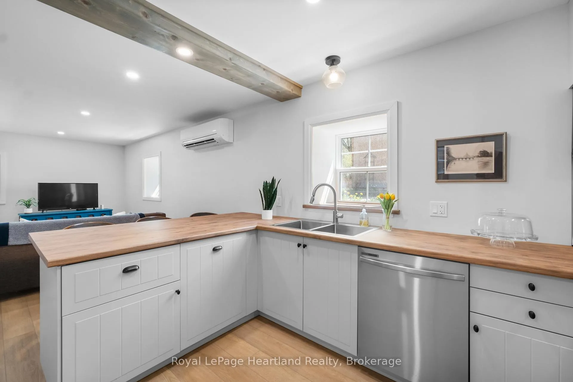 Photo 19 of 10 Jessie Street, Huron-Kinloss — HOMEH