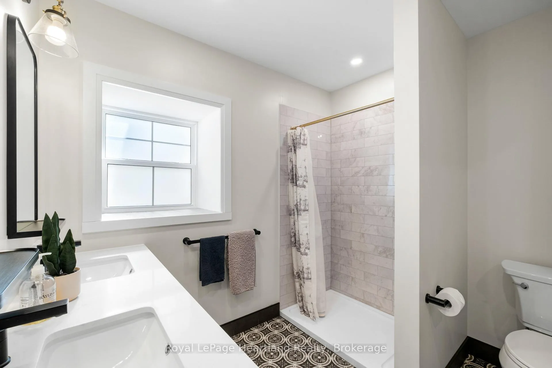 Photo 21 of 10 Jessie Street, Huron-Kinloss — HOMEH