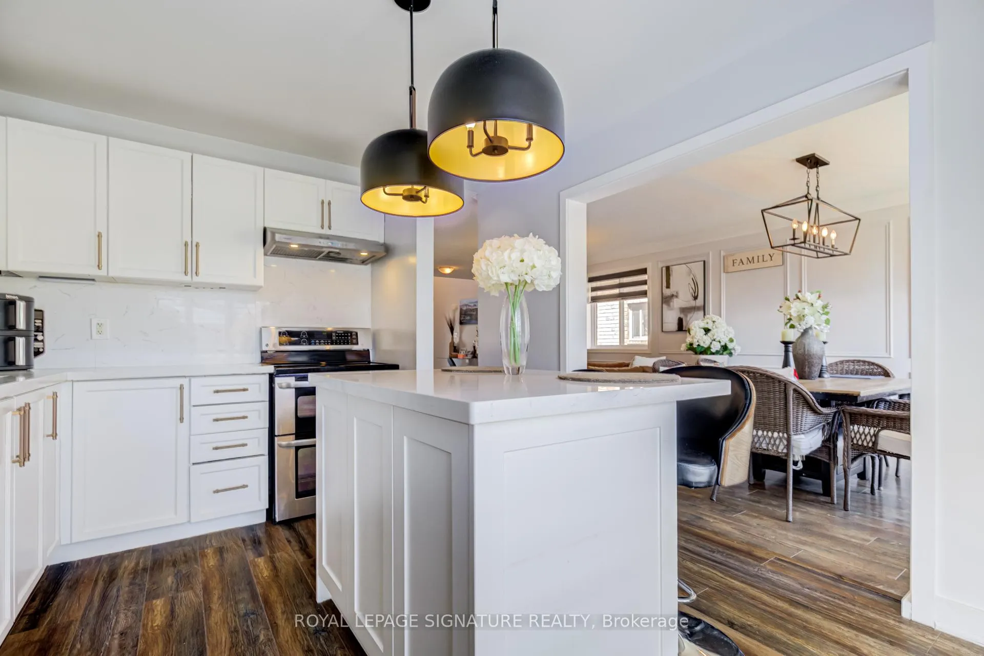 Photo 14 of Unit Upper, 2136 Galloway Street, Innisfil, Alcona — HOMEH